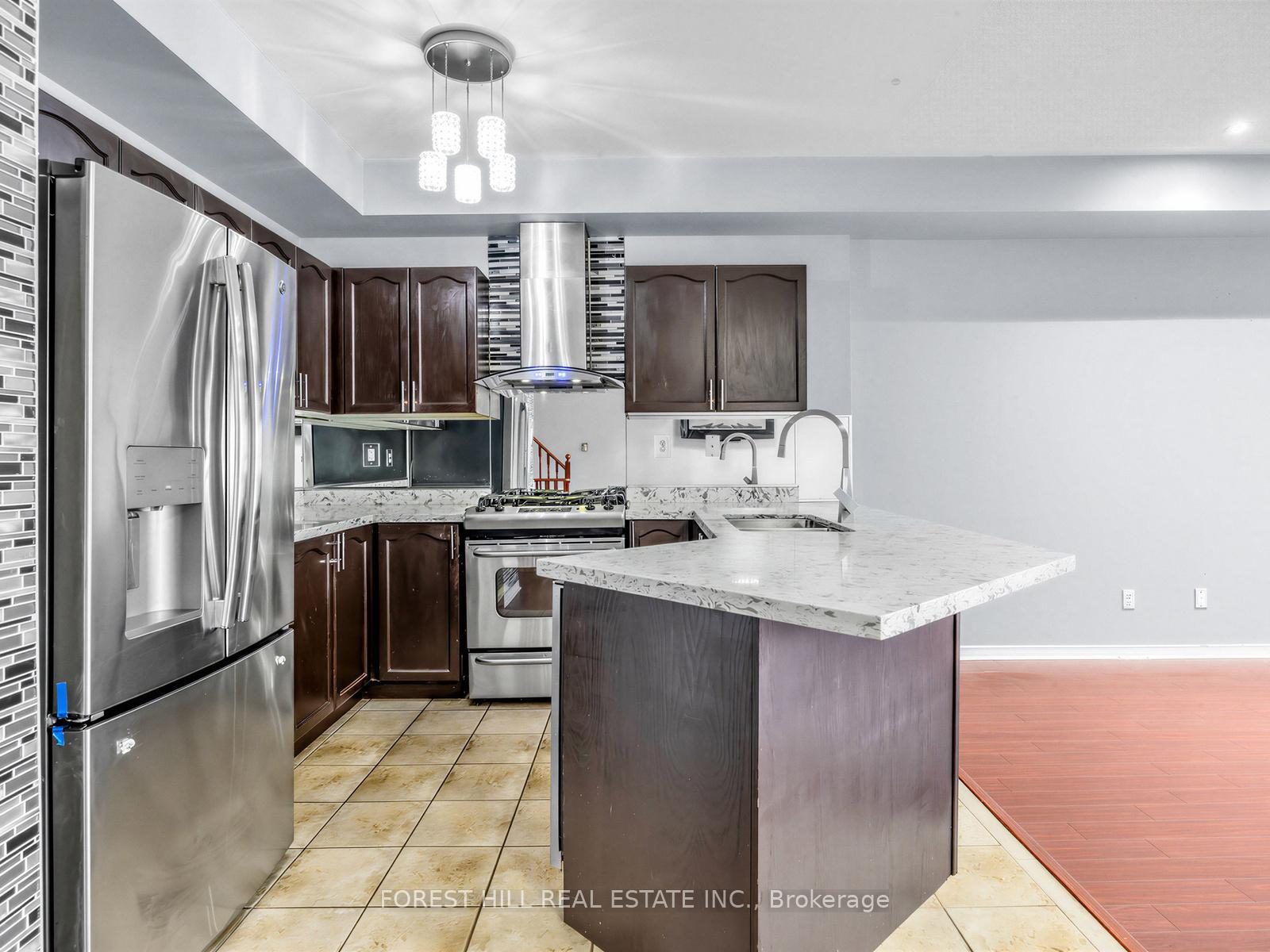 40 Croker Drive S