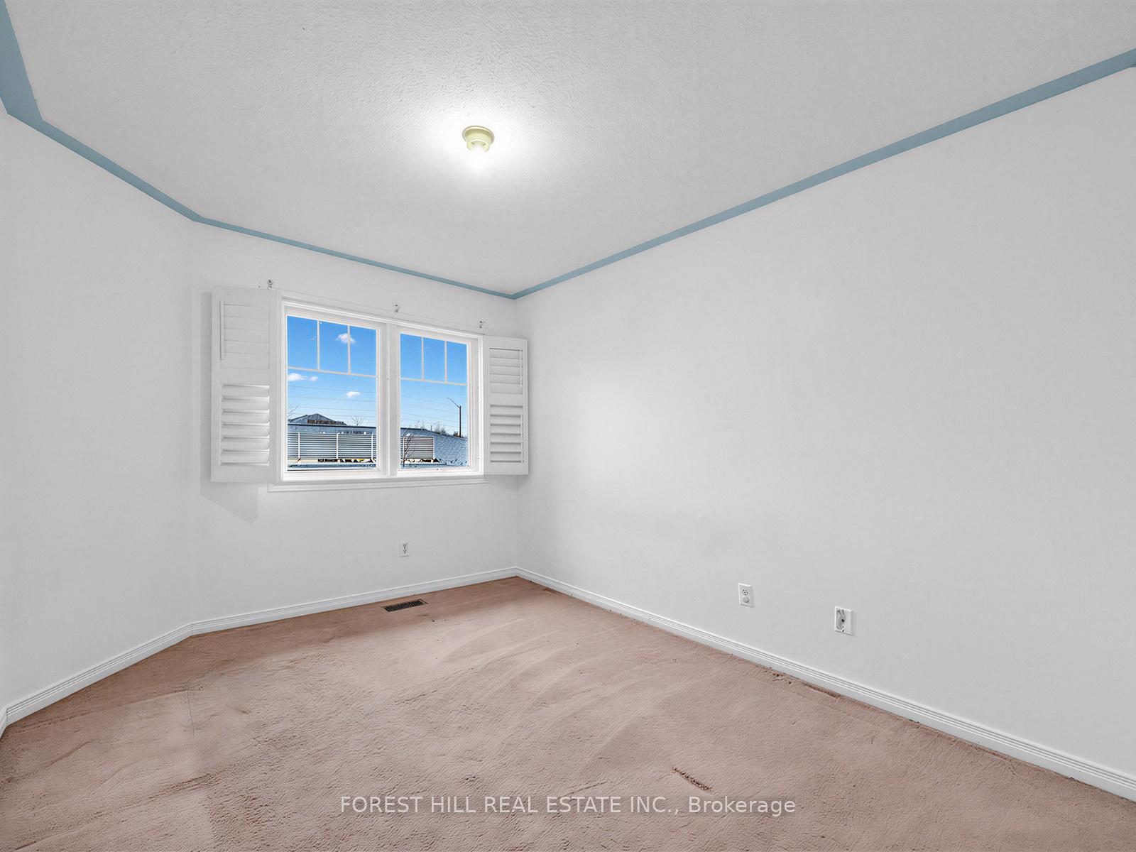 40 Croker Drive S
