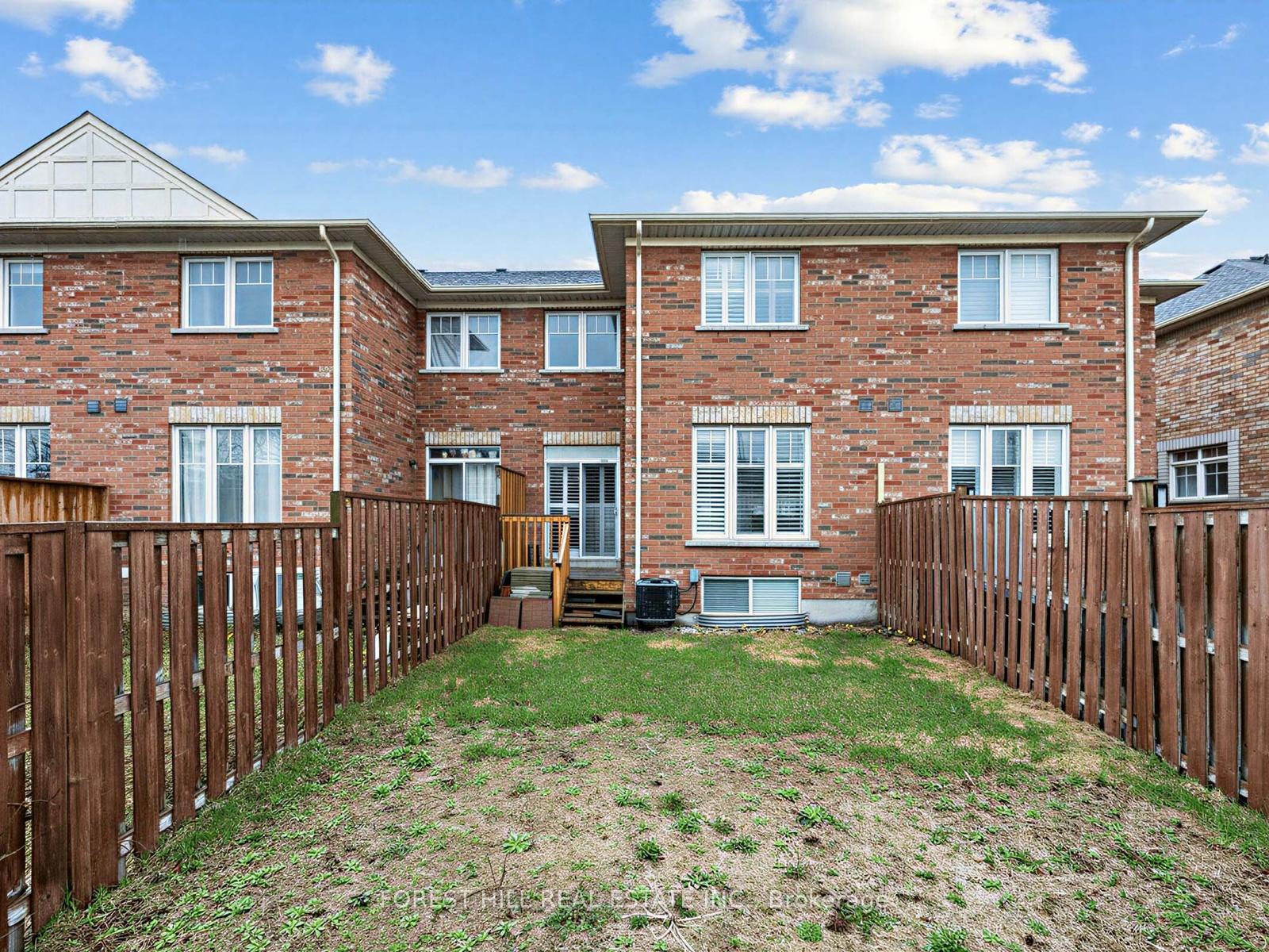 40 Croker Drive S
