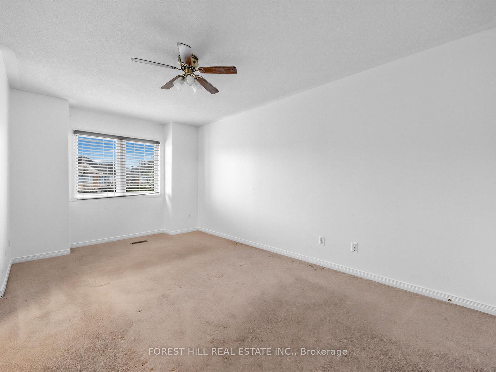 40 Croker Drive S