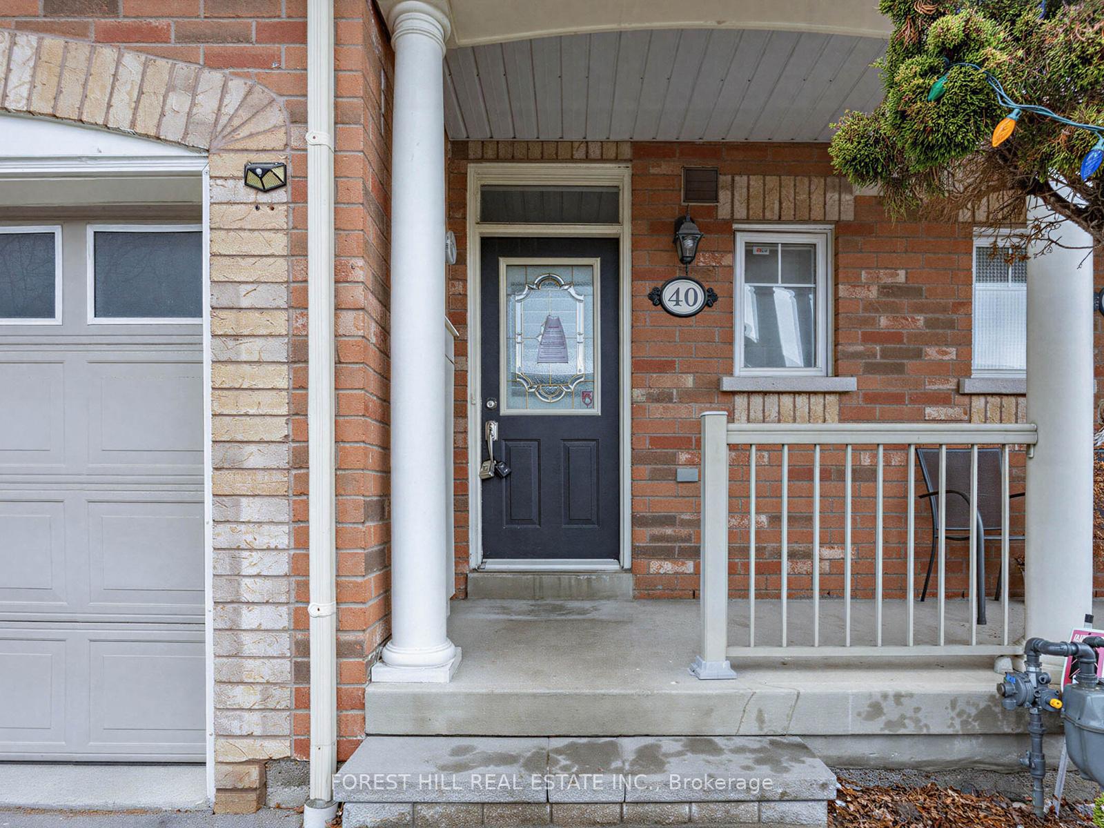 40 Croker Drive S