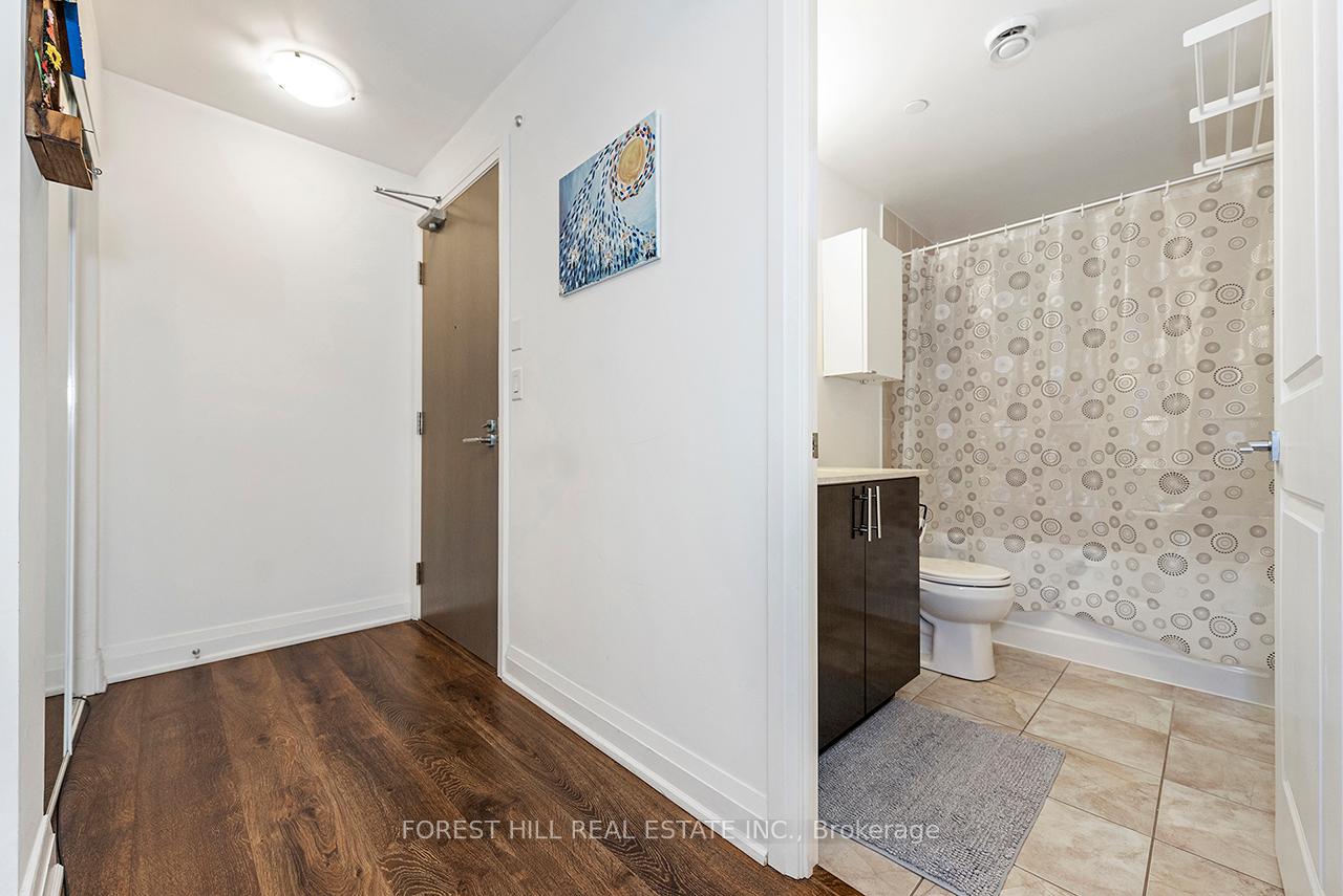 7165 Yonge Street 733, Markham Unit: 733