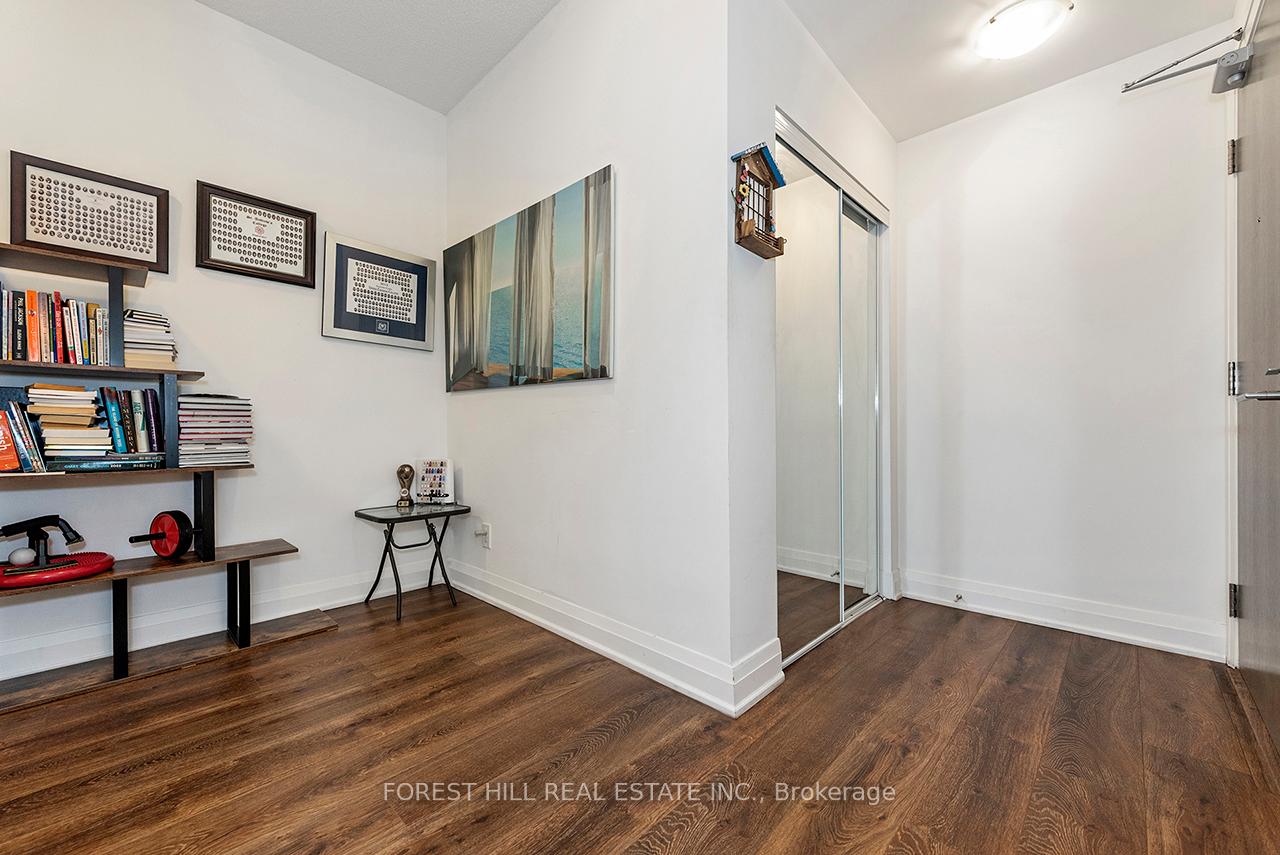 7165 Yonge Street 733, Markham Unit: 733