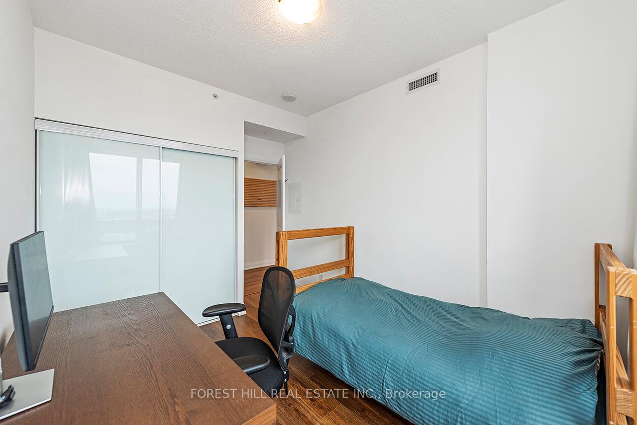 7165 Yonge Street 733, Markham Unit: 733