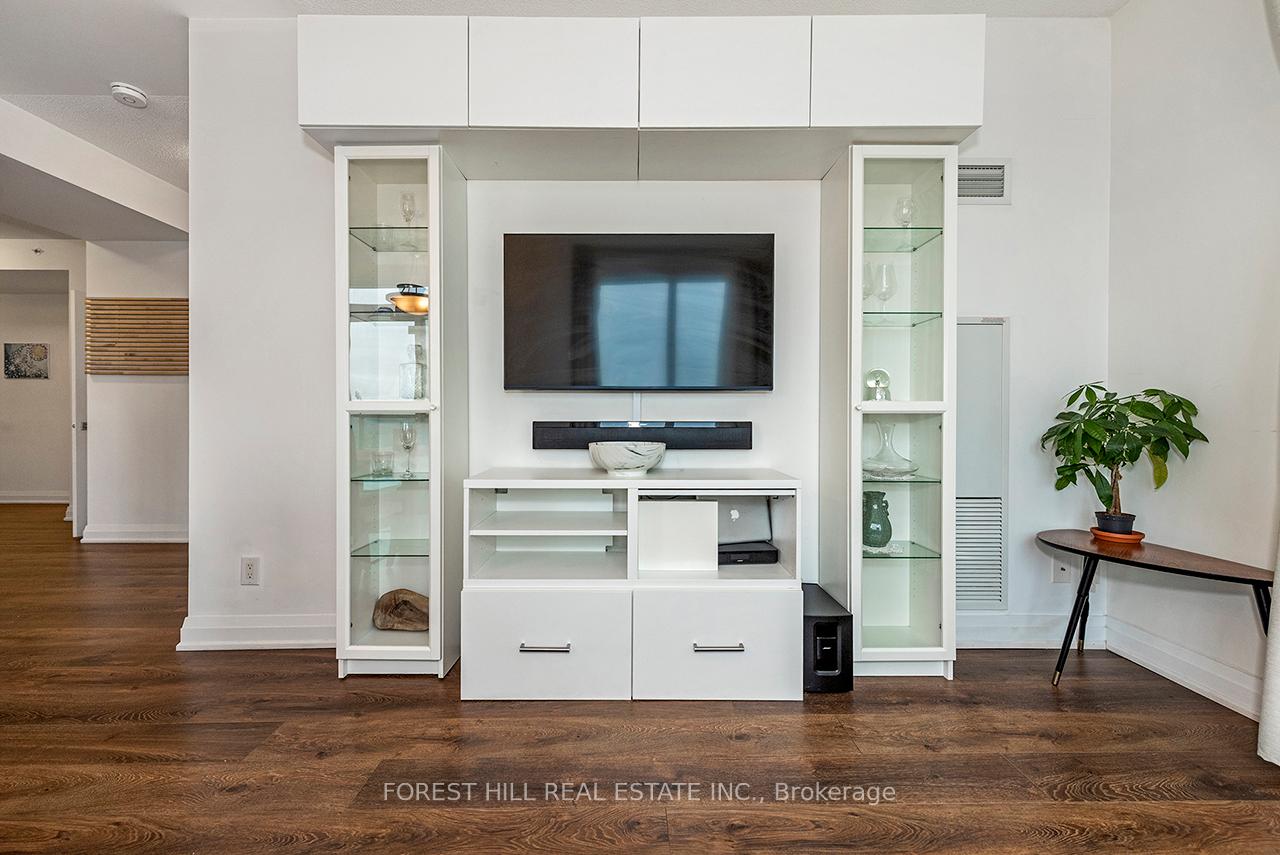 7165 Yonge Street 733, Markham Unit: 733