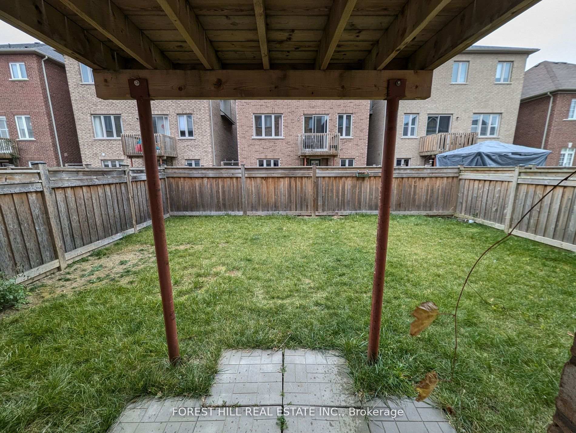 11 Joseph Hartman Crescent