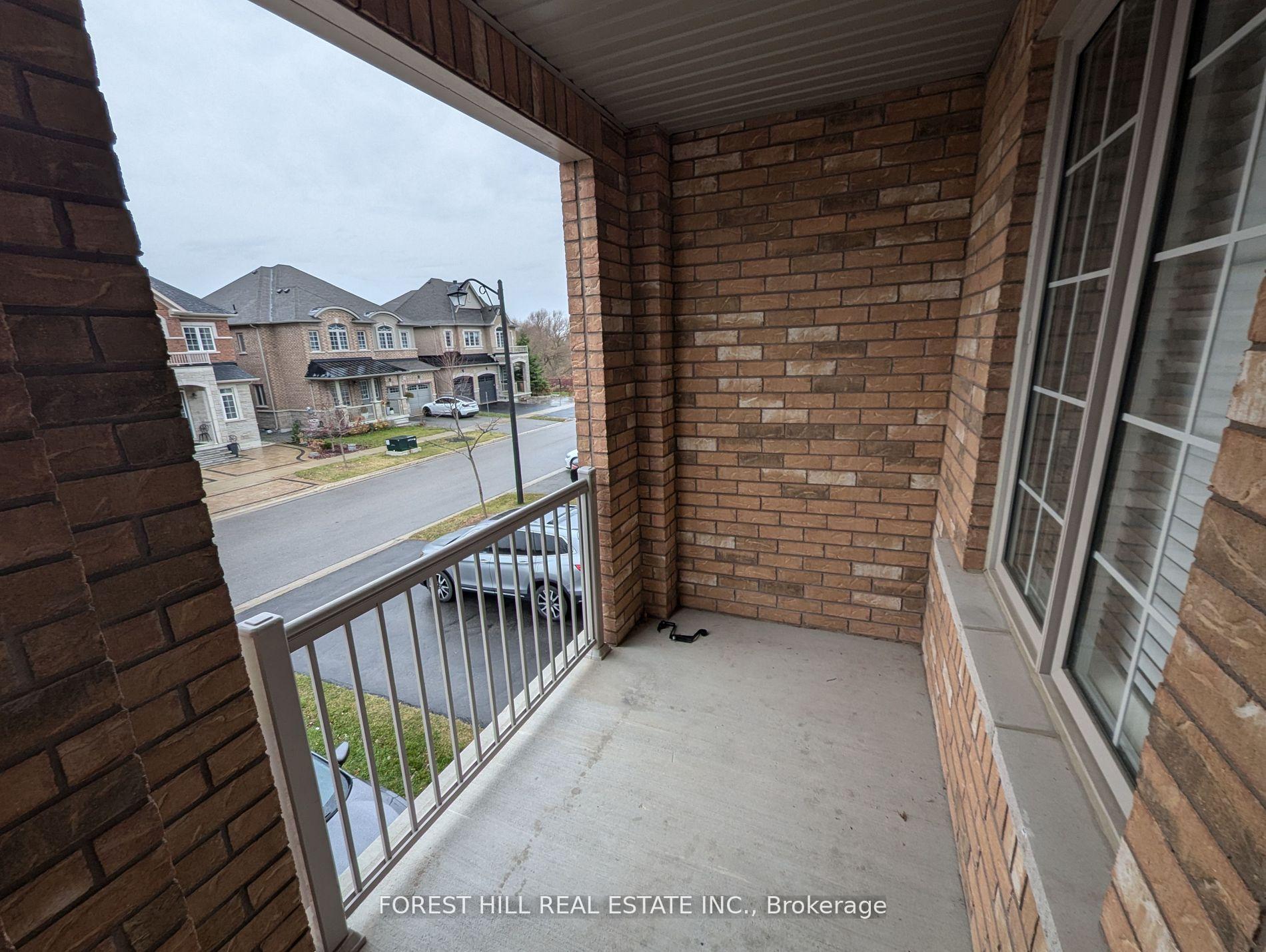 11 Joseph Hartman Crescent