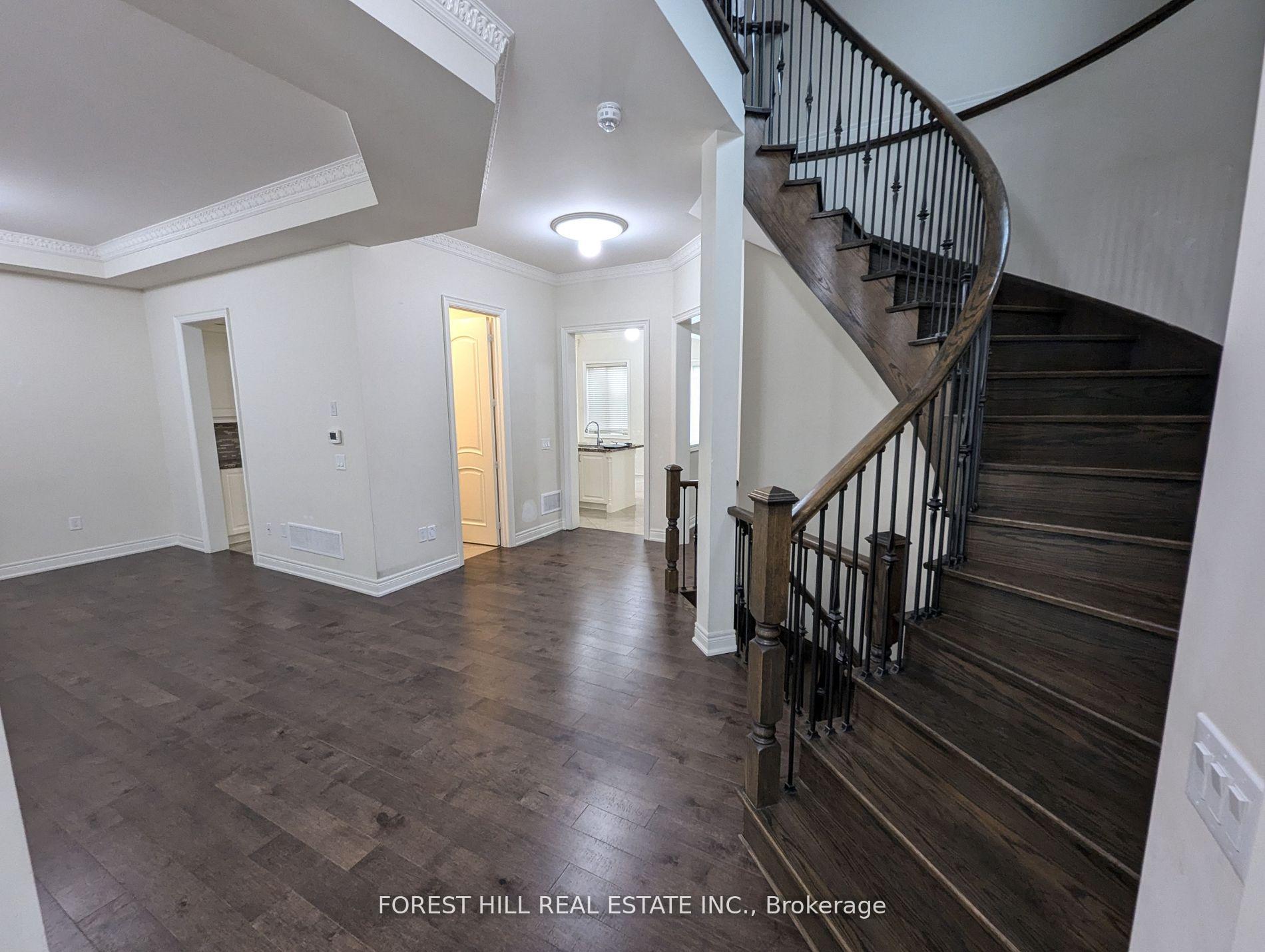 11 Joseph Hartman Crescent