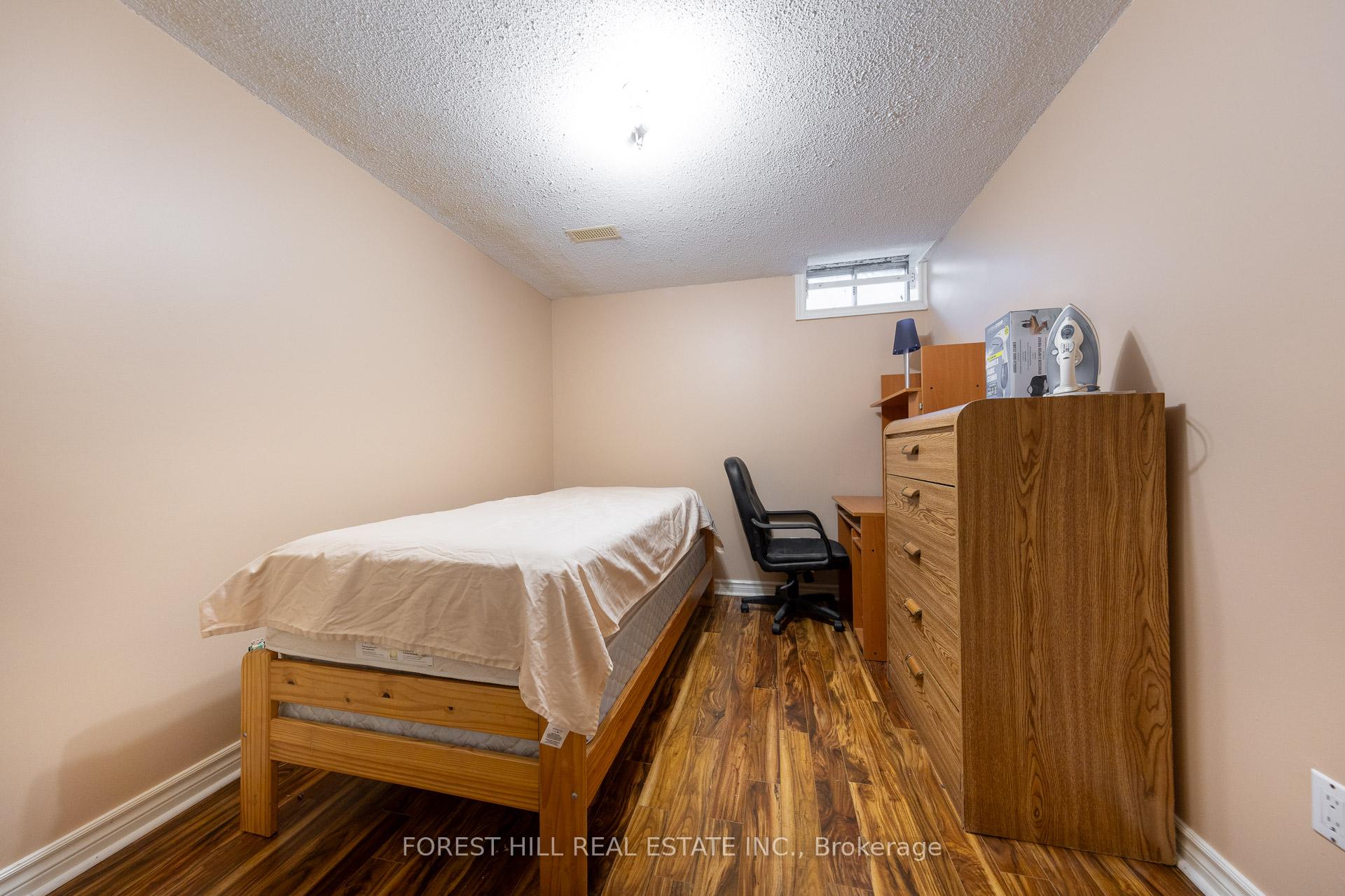 32 Hamills Crescent BSMT