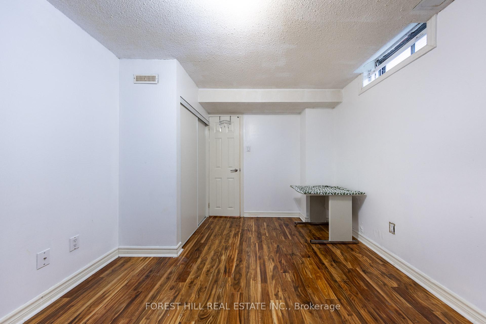 32 Hamills Crescent BSMT