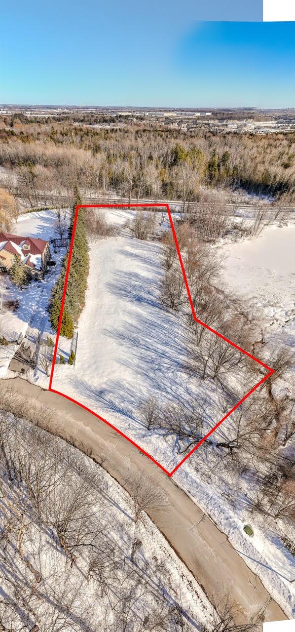 29 Country Heights Drive, Richmond Hill, ON L4E 3M8