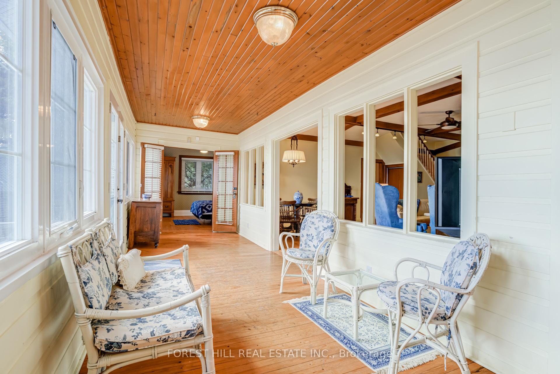 41 Sunnypoint Drive