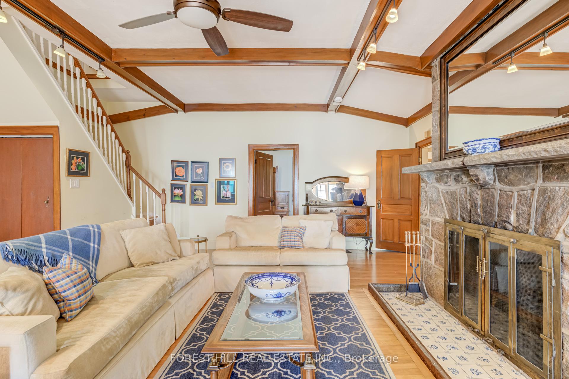 41 Sunnypoint Drive