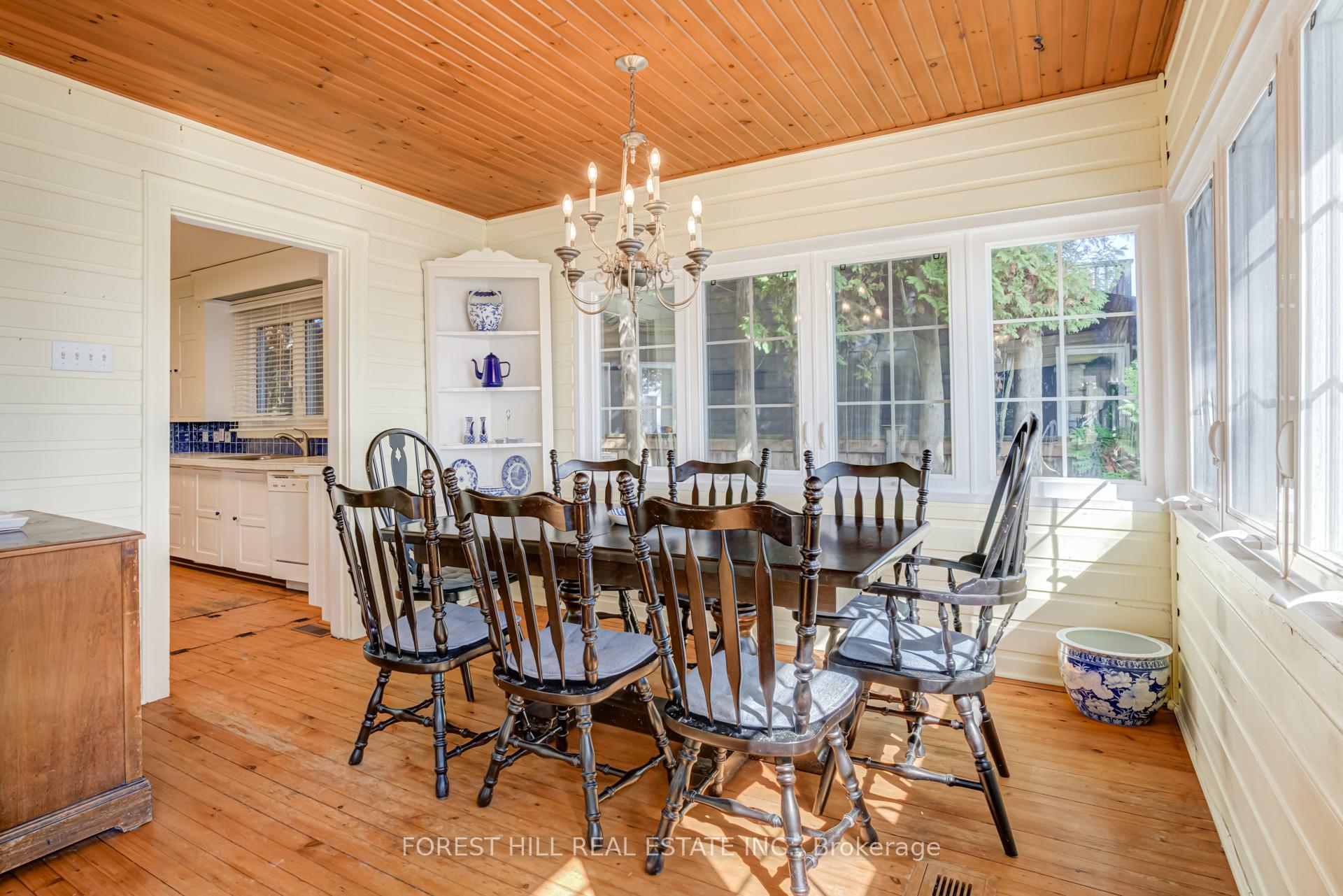 41 Sunnypoint Drive