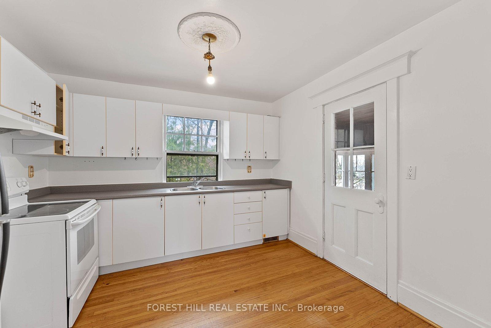 36 Arnold Crescent Upper