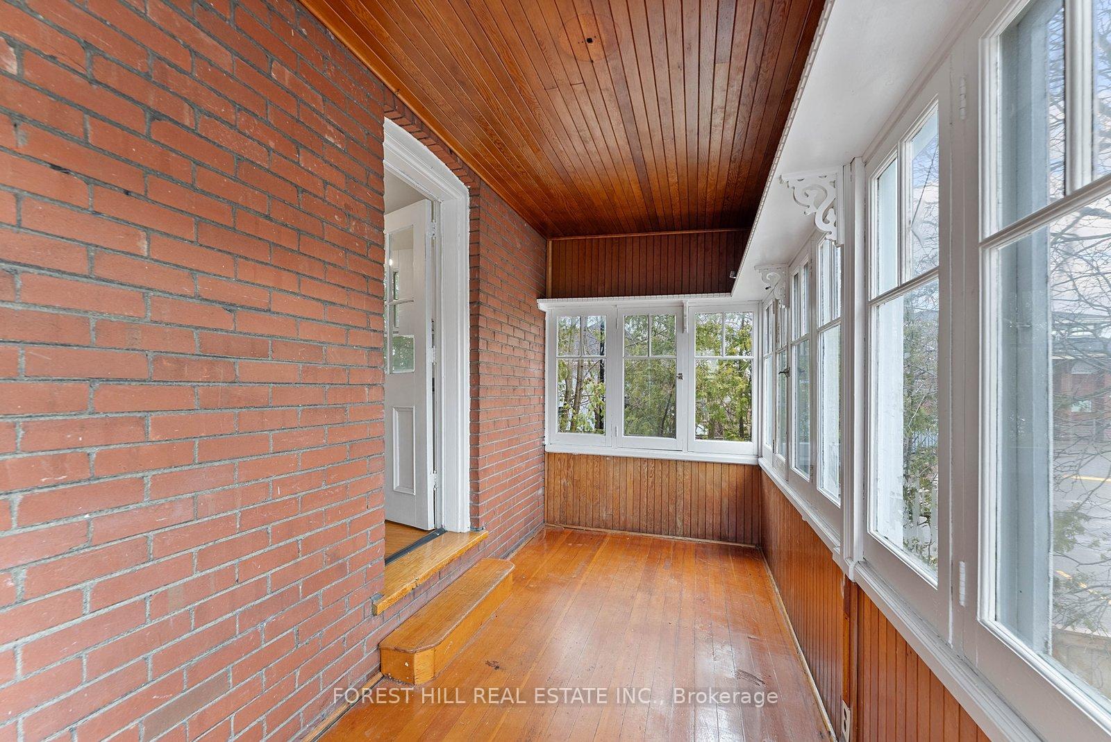 36 Arnold Crescent Upper