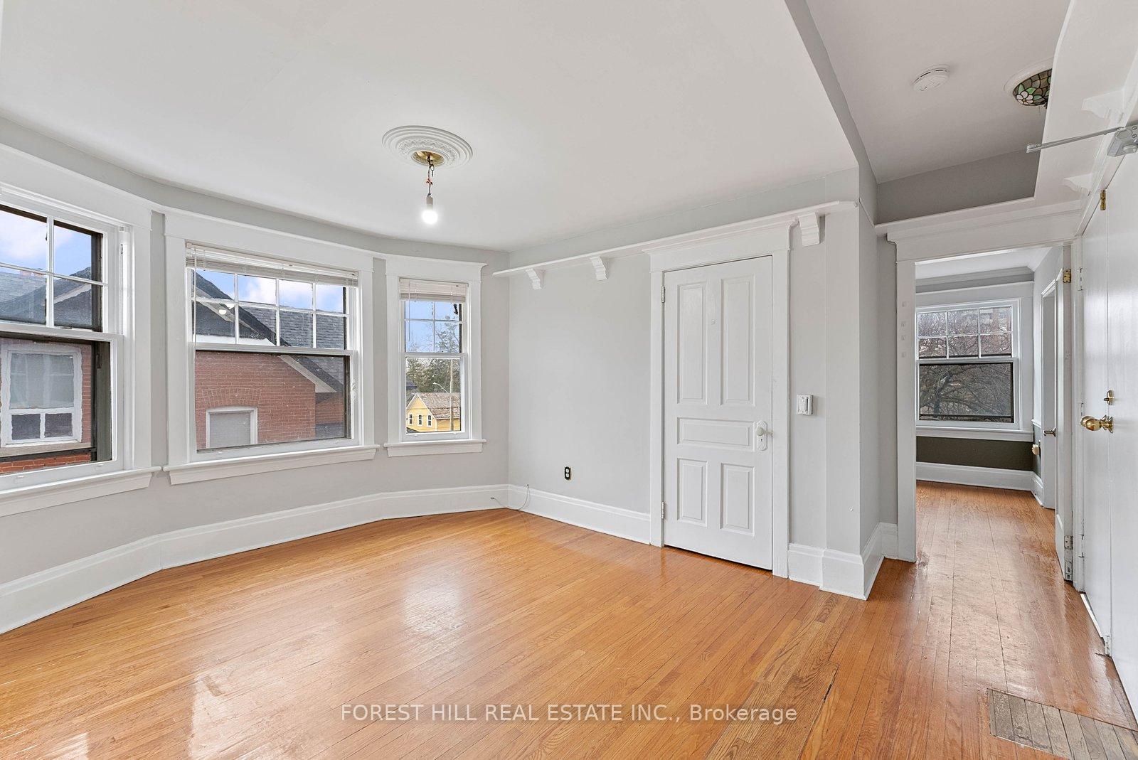 36 Arnold Crescent Upper