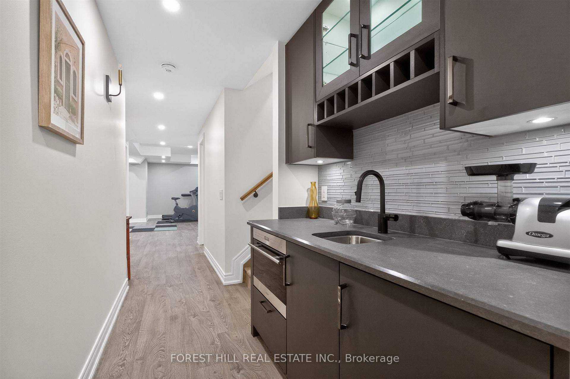 9 Quasar Avenue