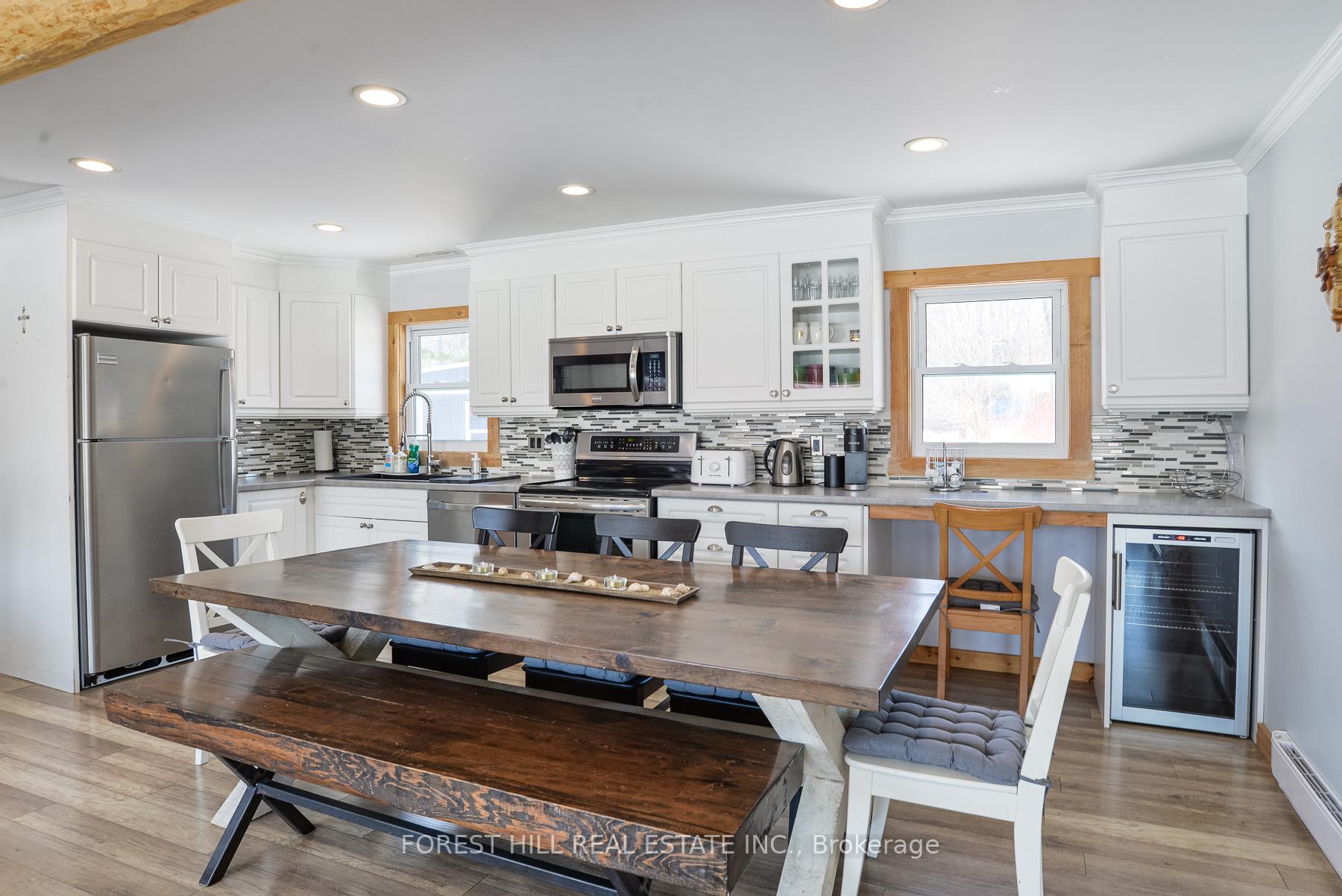 4099 Glen Cedar Drive