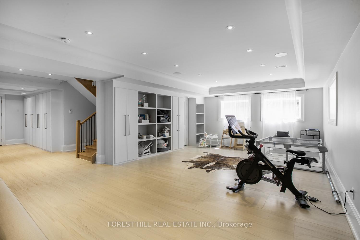 84 Botfield Avenue, Toronto