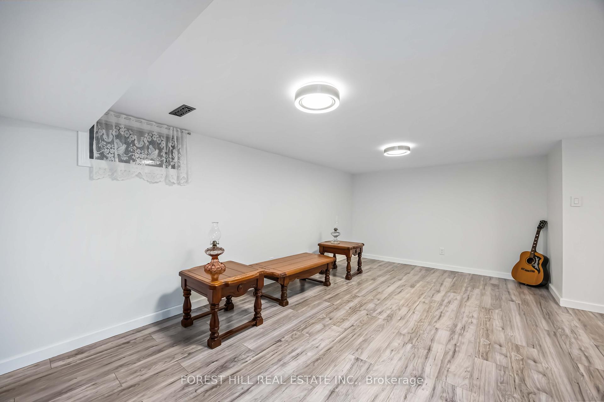 #22 - 435 Silverstone Drive, Toronto Unit: 22