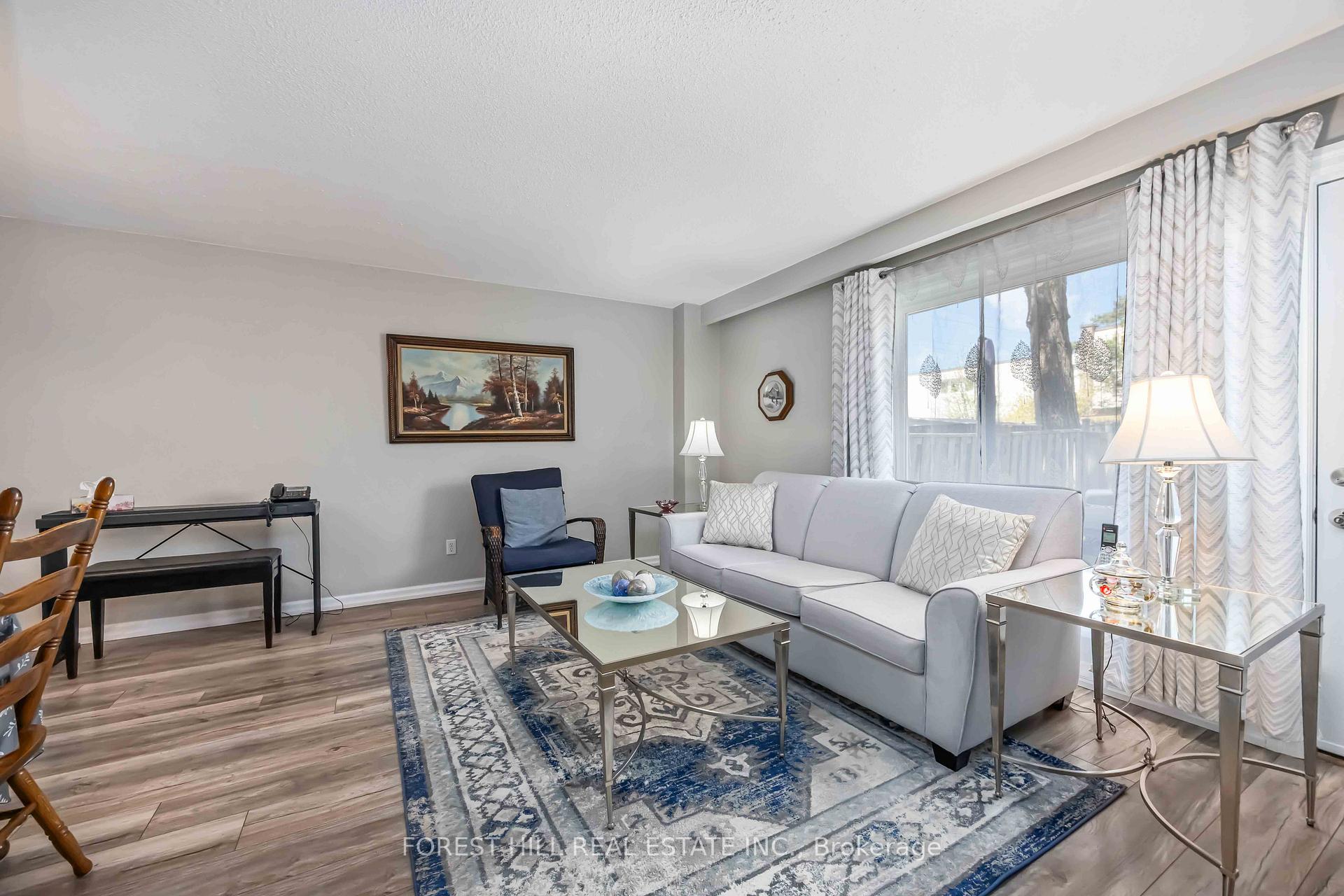 #22 - 435 Silverstone Drive, Toronto Unit: 22