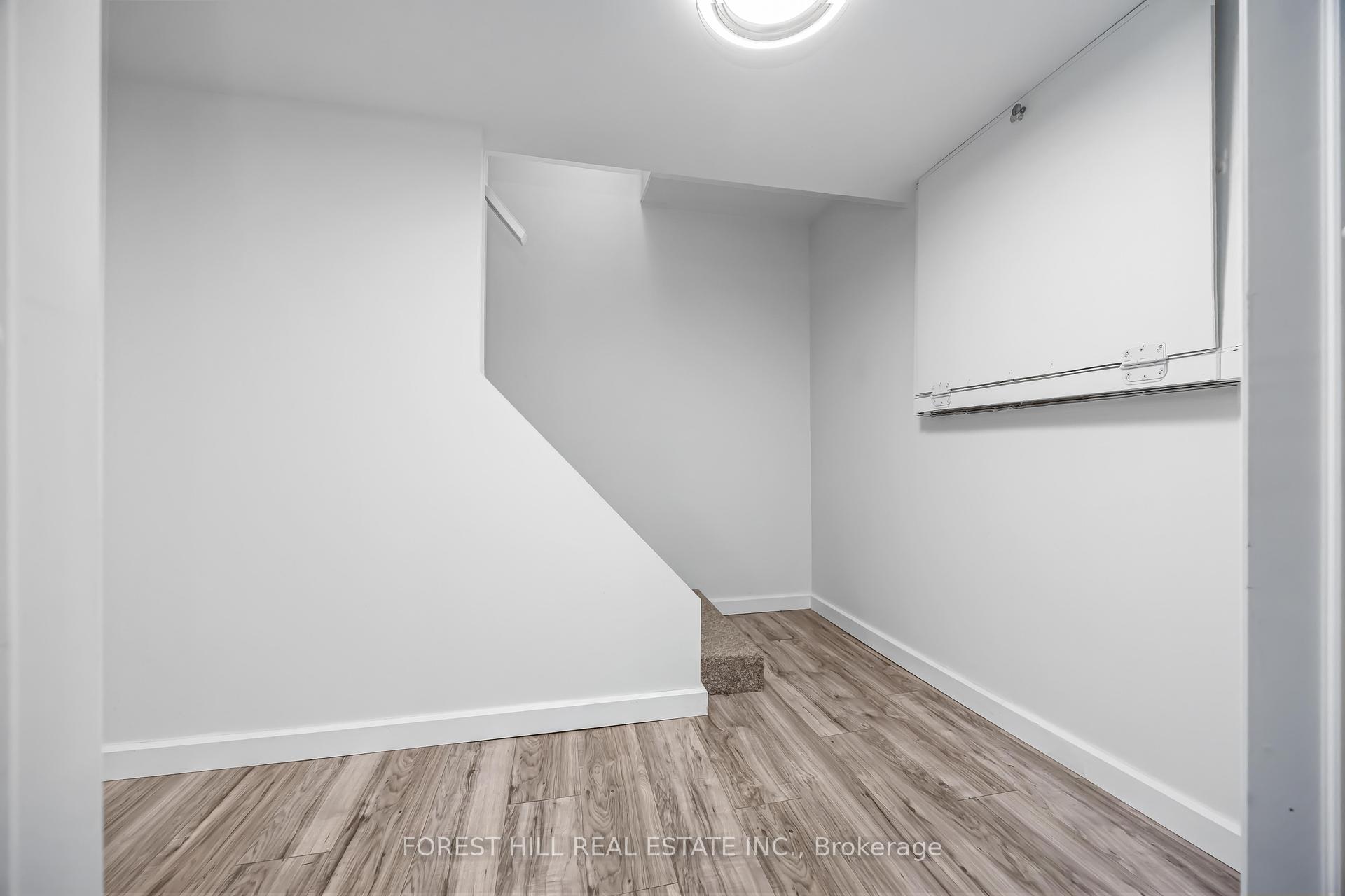 #22 - 435 Silverstone Drive, Toronto Unit: 22