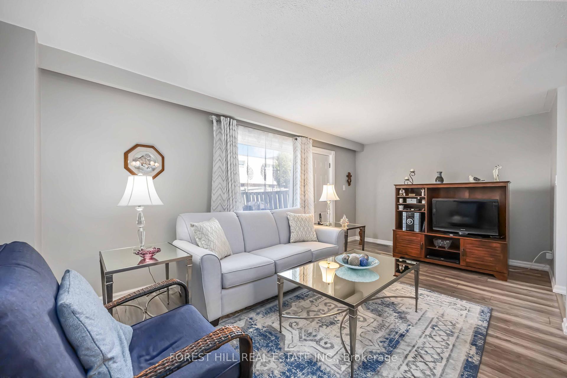 #22 - 435 Silverstone Drive, Toronto Unit: 22