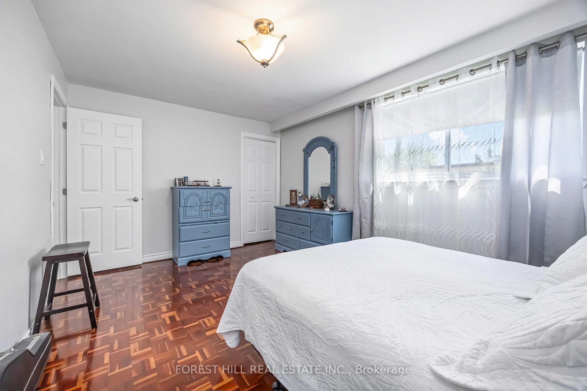 #22 - 435 Silverstone Drive, Toronto Unit: 22