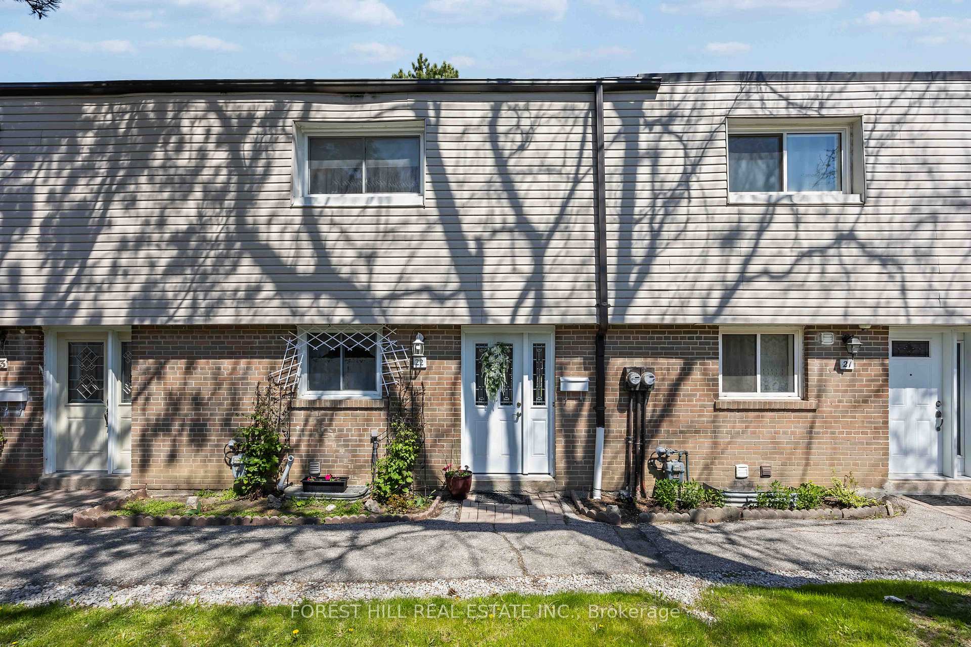 #22 - 435 Silverstone Drive, Toronto Unit: 22