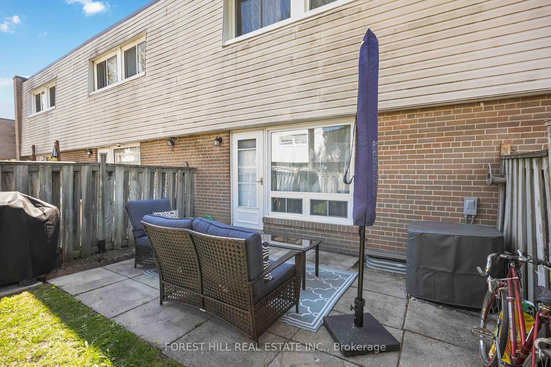 #22 - 435 Silverstone Drive, Toronto Unit: 22