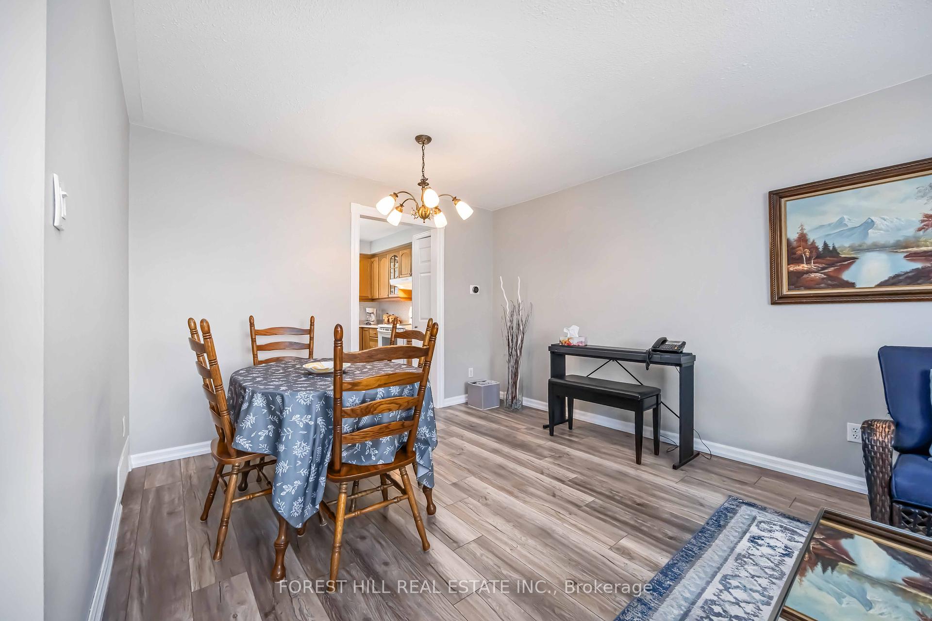 #22 - 435 Silverstone Drive, Toronto Unit: 22