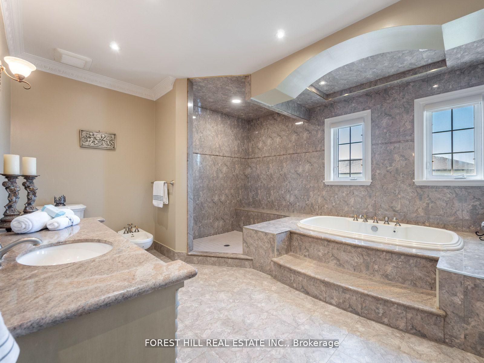 18 Highland Hill, Toronto