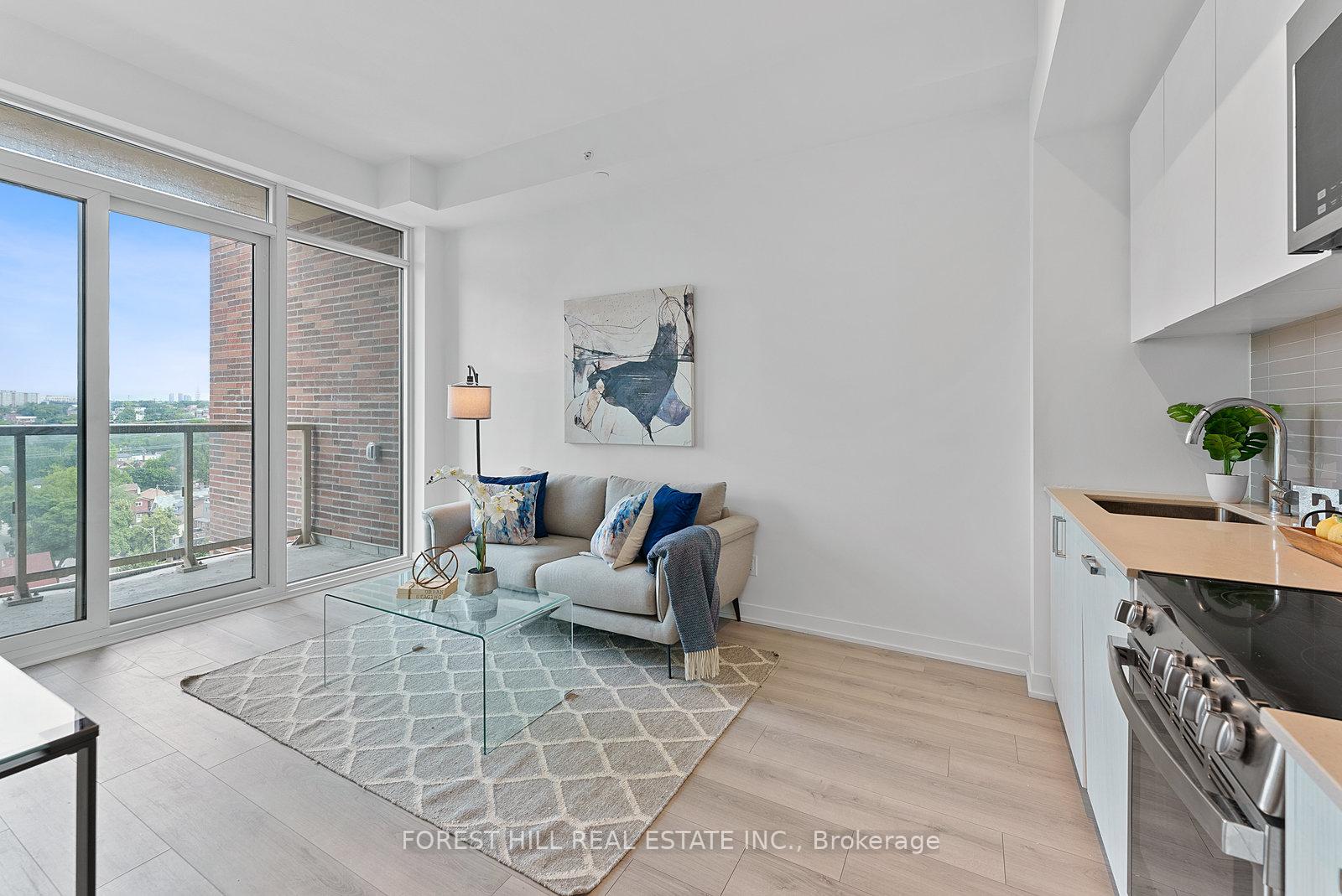 #911 - 1787 St. Clair Avenue, Toronto Unit: 911