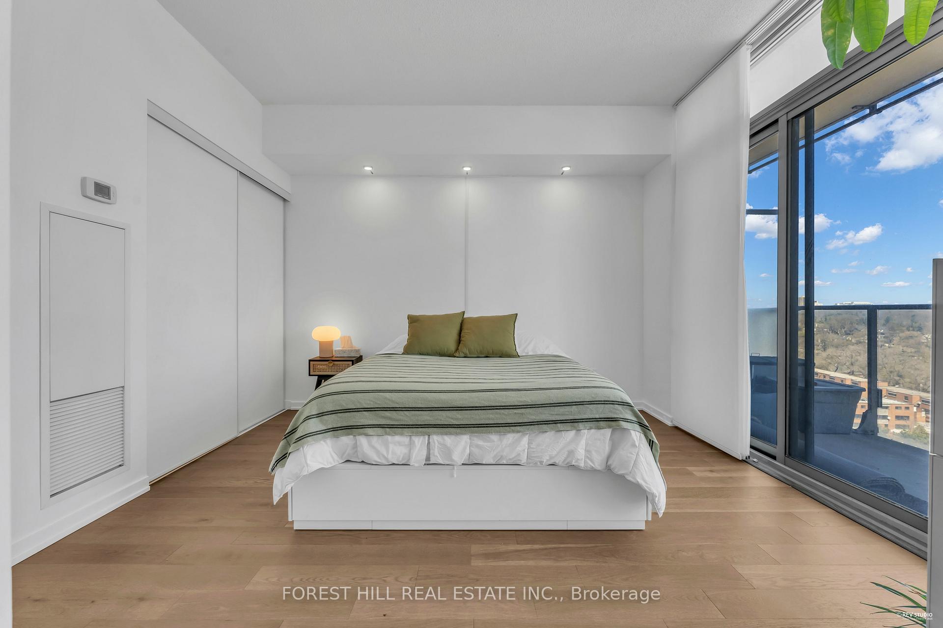 #1301 - 103 The Queensway Avenue, Toronto Unit: 1301
