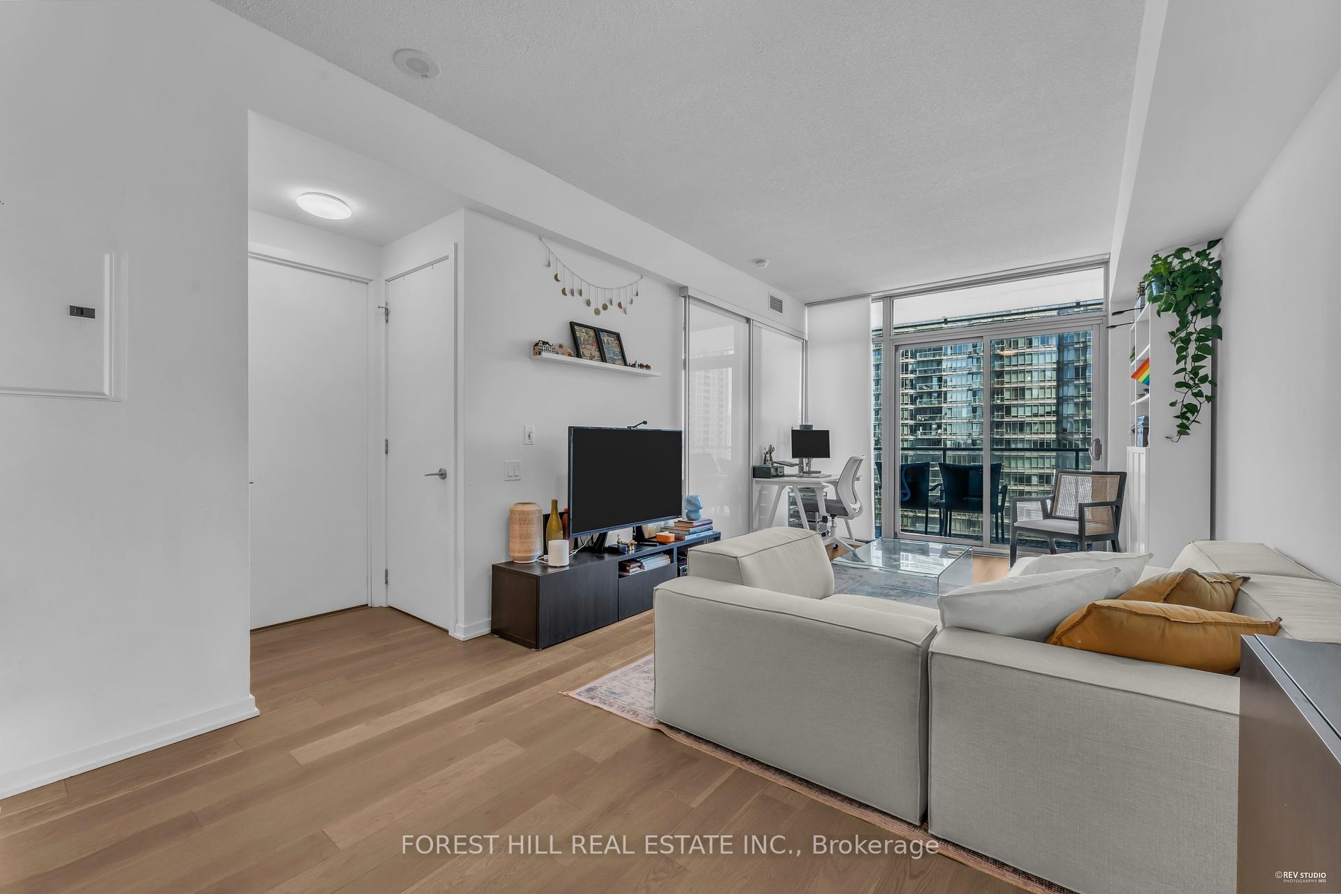 #1301 - 103 The Queensway Avenue, Toronto Unit: 1301