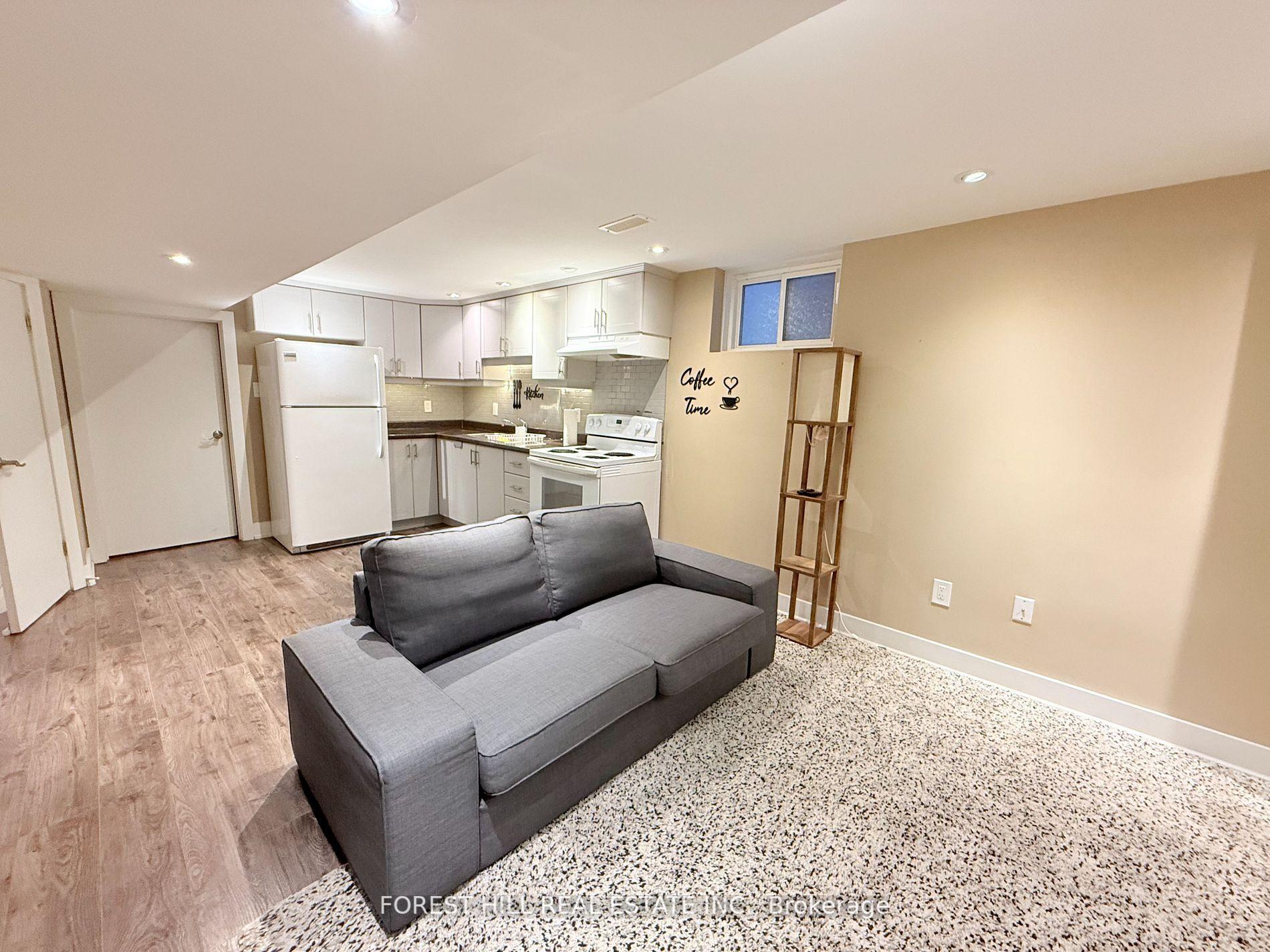 #Lower - 166 Schell Avenue, Toronto Unit: Lower
