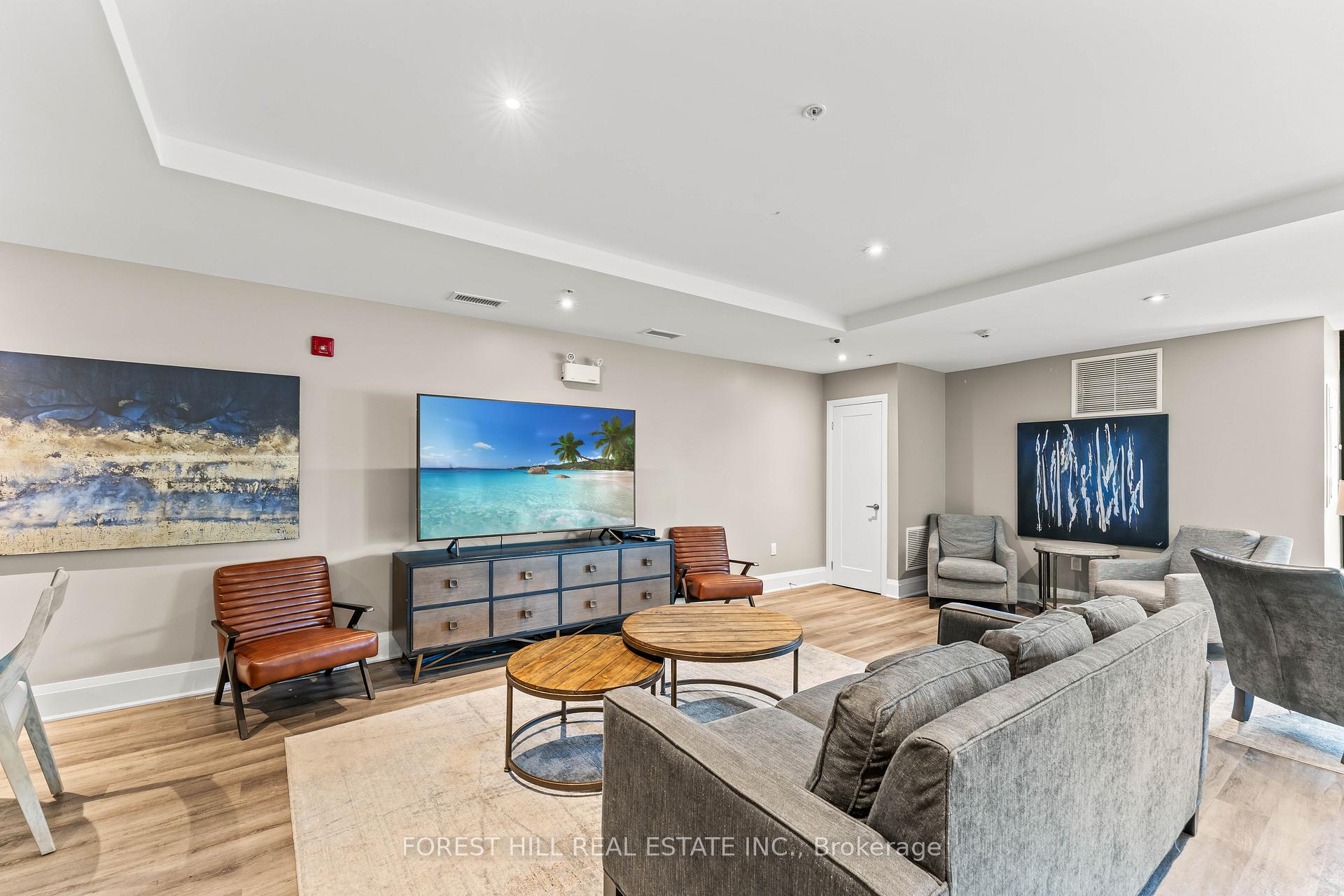 #201 - 610 Farmstead Drive Unit: 201