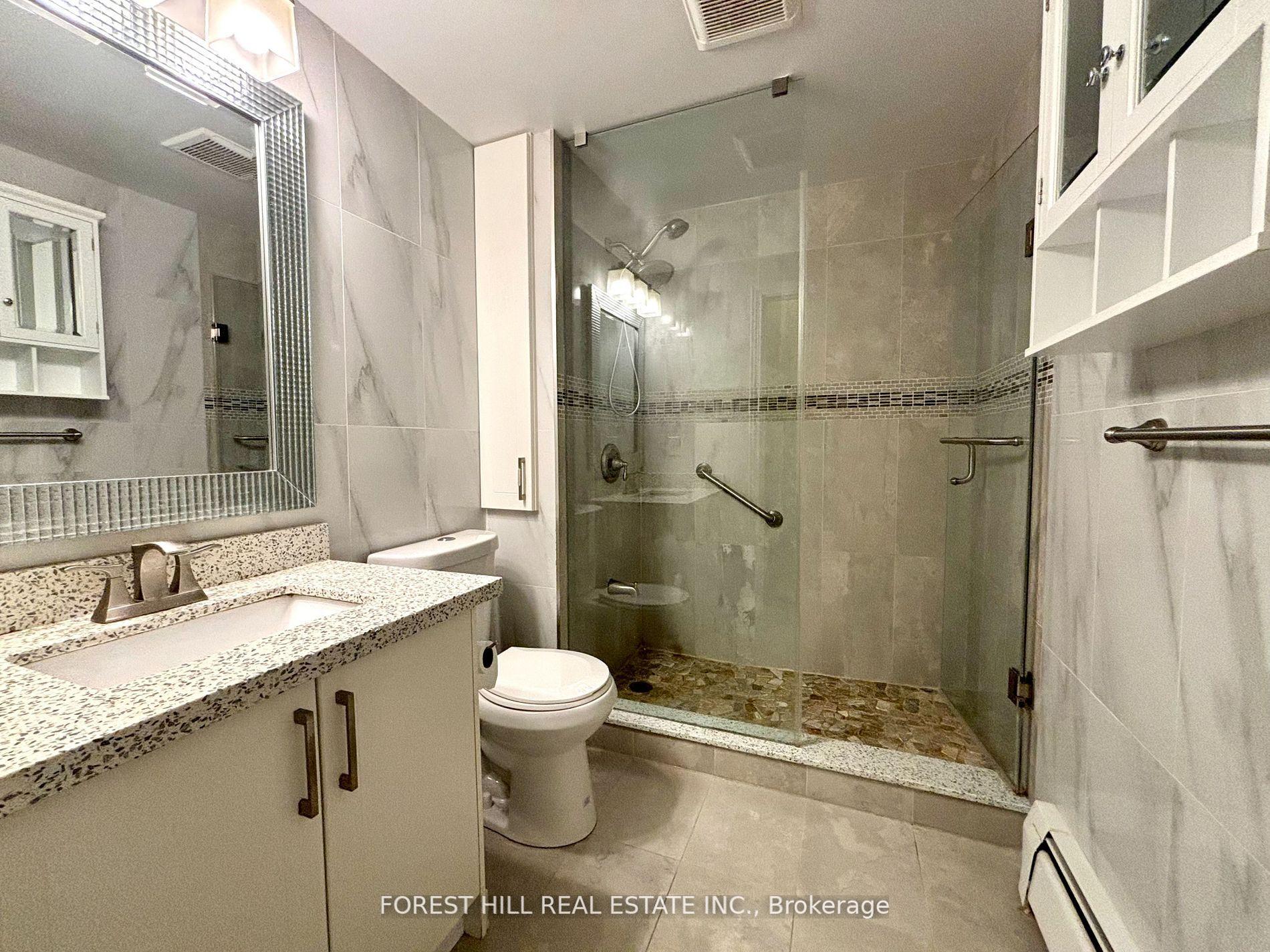 1046 Dovercourt Road, Toronto W02