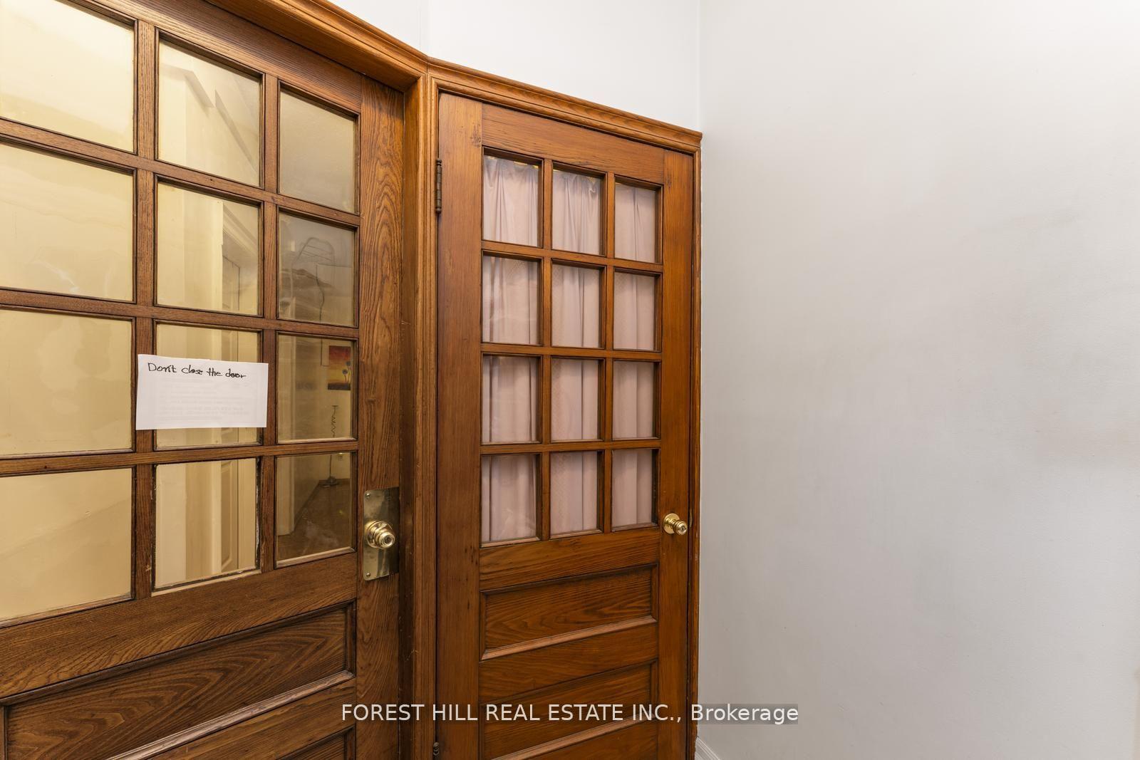 1046 Dovercourt Road, Toronto W02