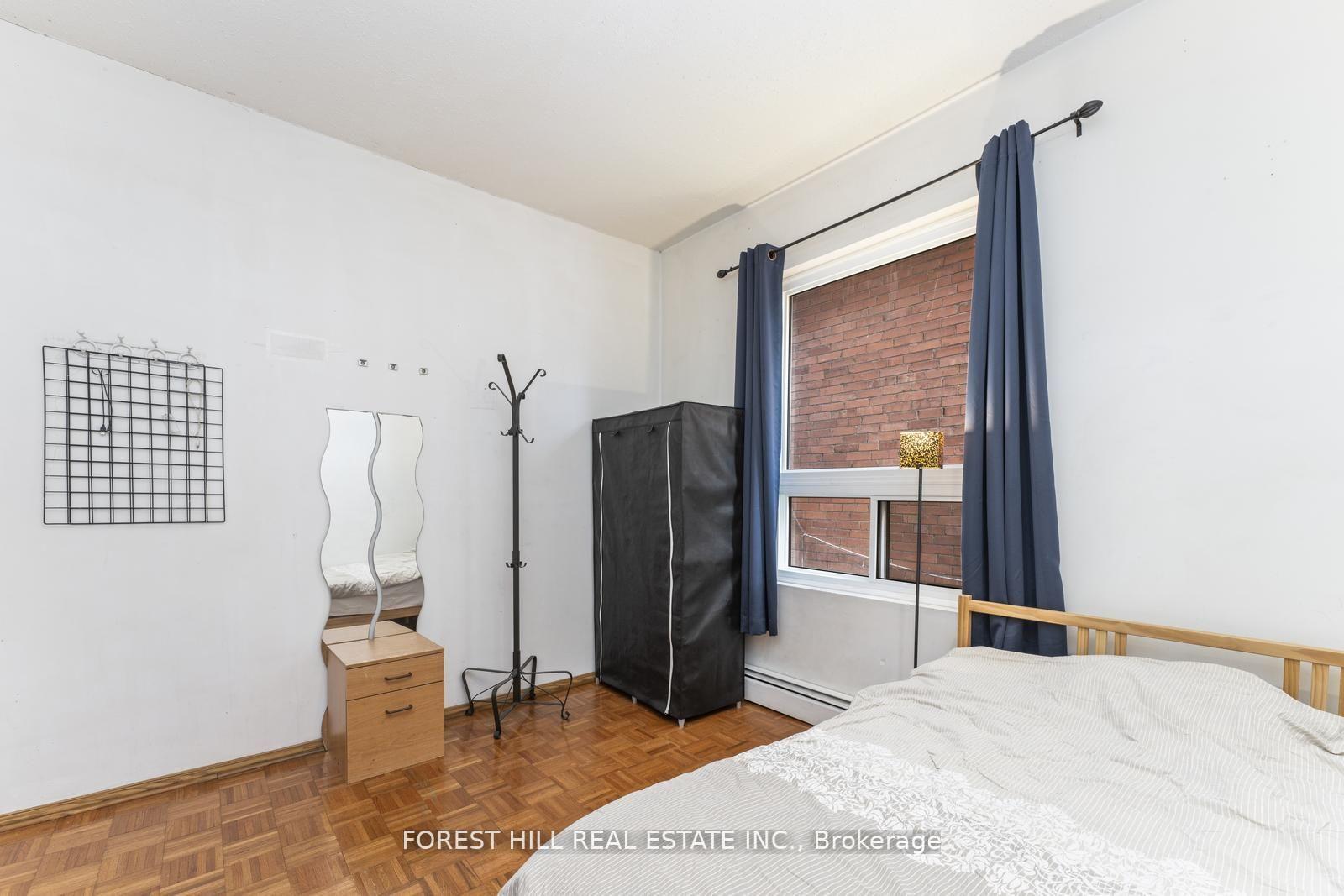 1046 Dovercourt Road, Toronto W02