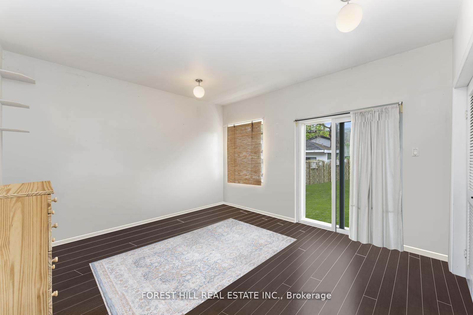 1046 Dovercourt Road, Toronto W02