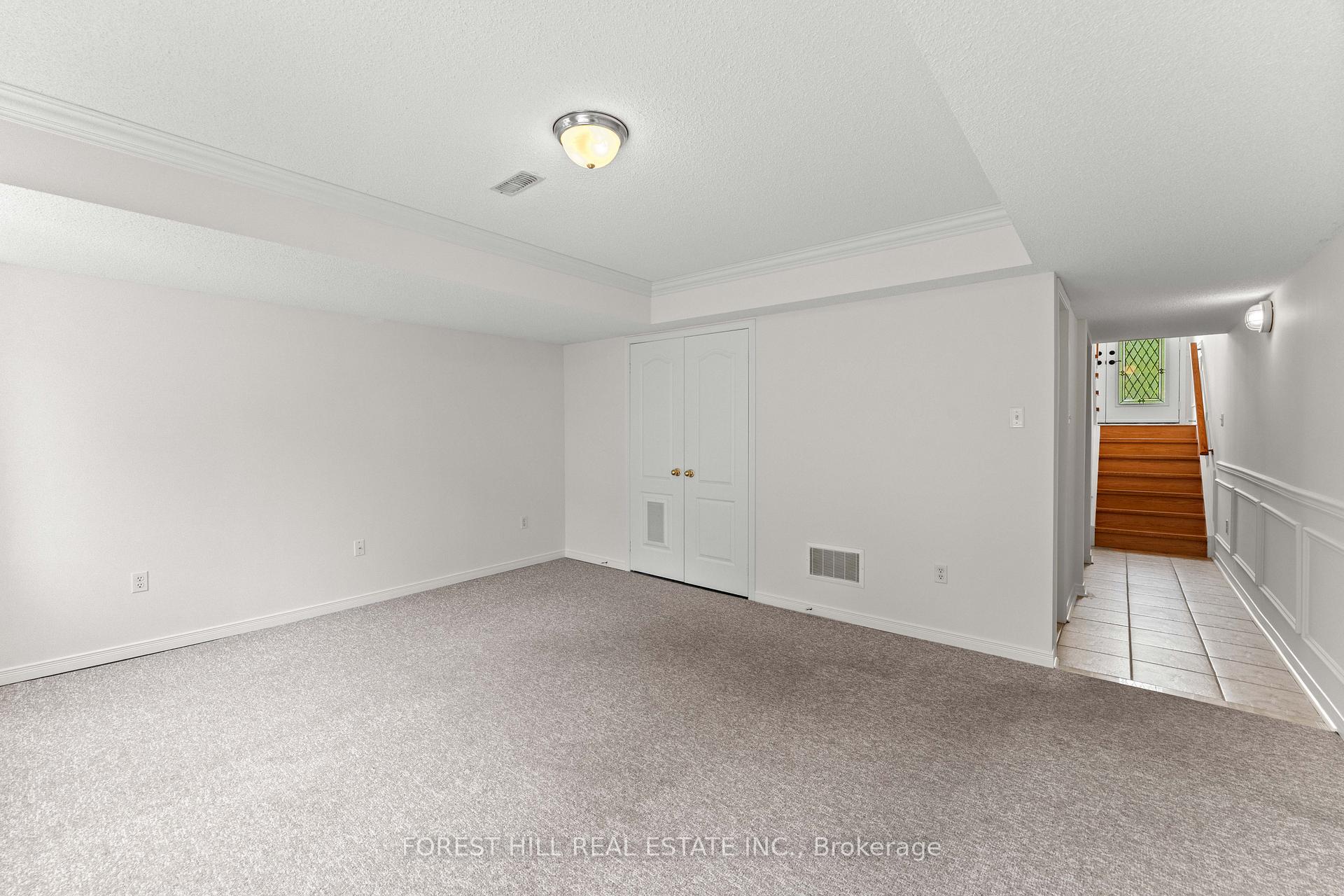 5817 Tiz Road