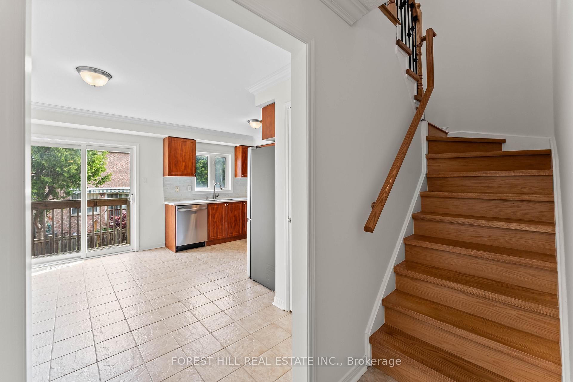 5817 Tiz Road