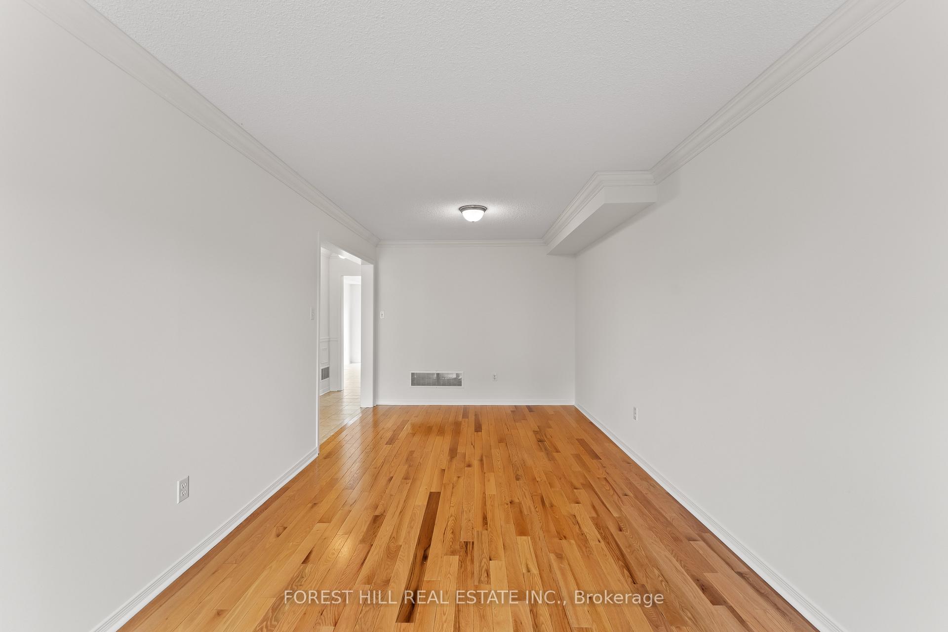 5817 Tiz Road