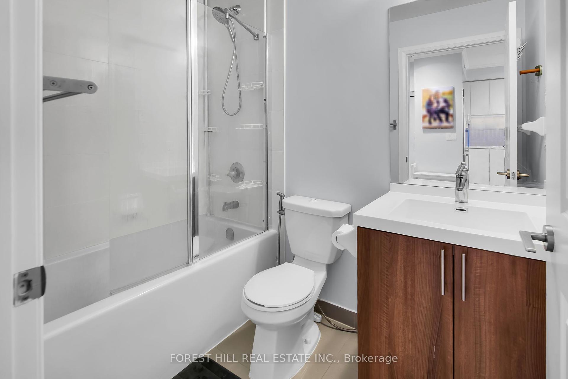 6 Eva Road 2405, Toronto W08 Unit: 2405