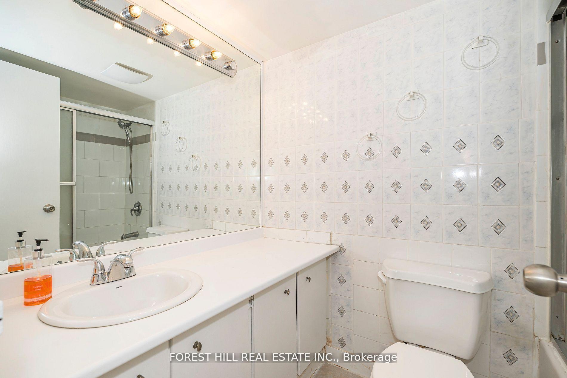 330 Dixon Road 207, Toronto W09 Unit: 207