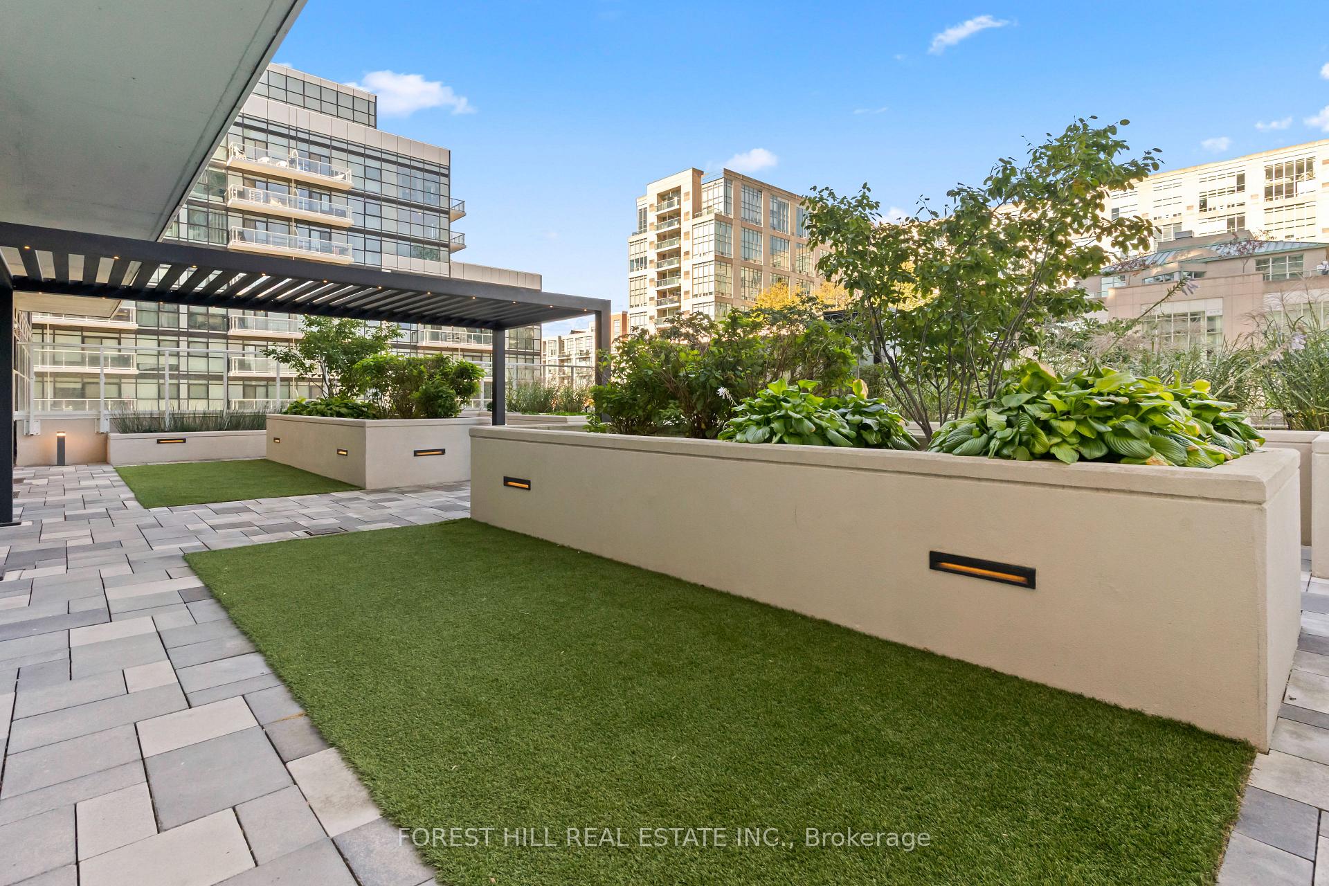 251 Manitoba Street 403, Toronto W06 Unit: 403