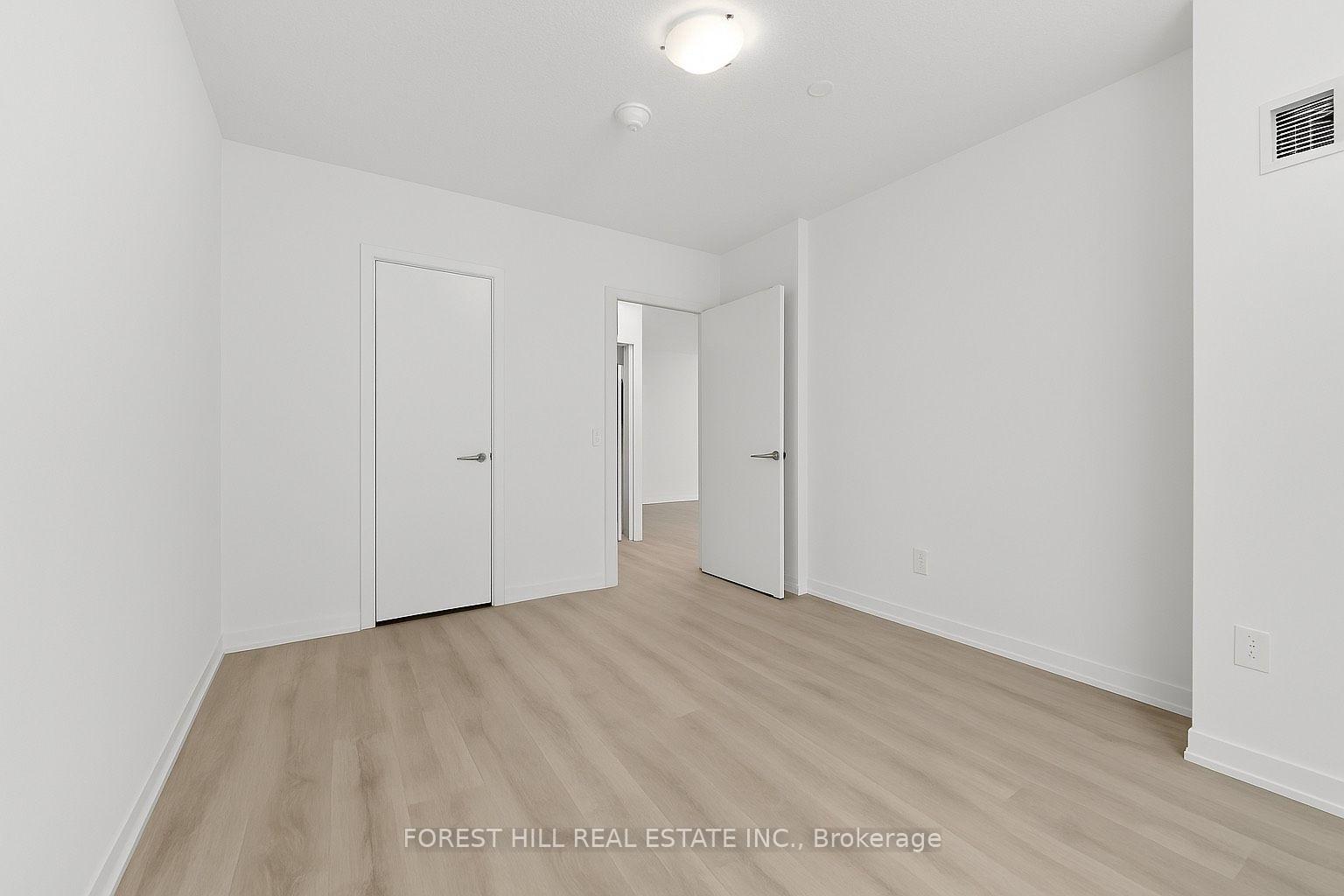 251 Manitoba Street 403, Toronto W06 Unit: 403