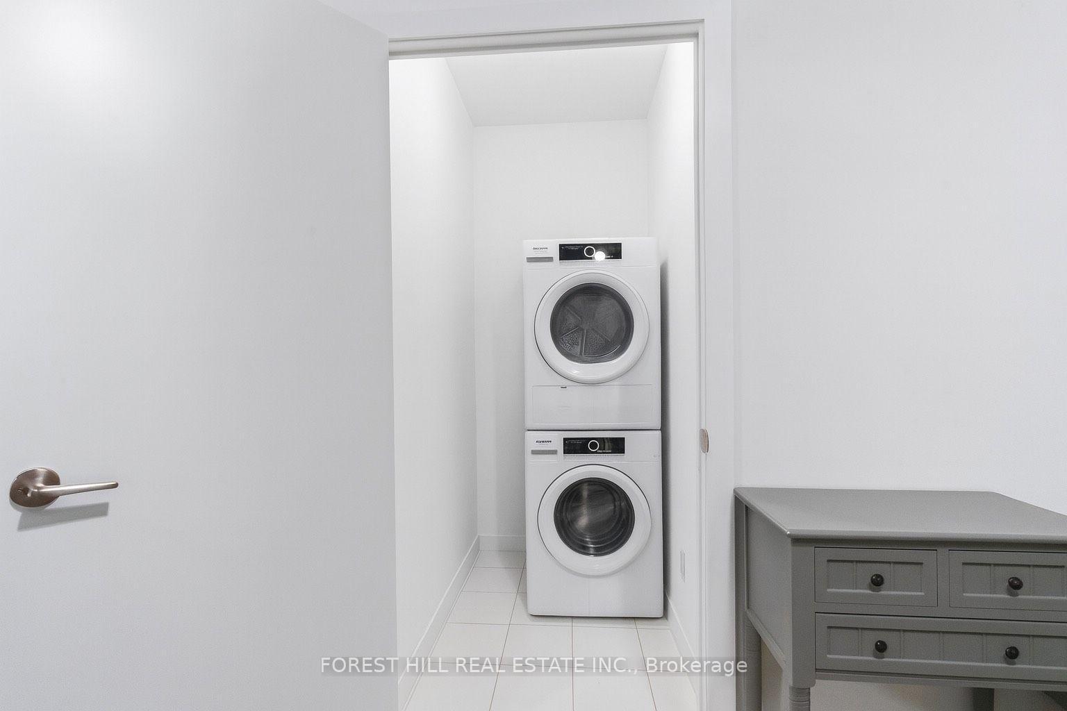 251 Manitoba Street 403, Toronto W06 Unit: 403